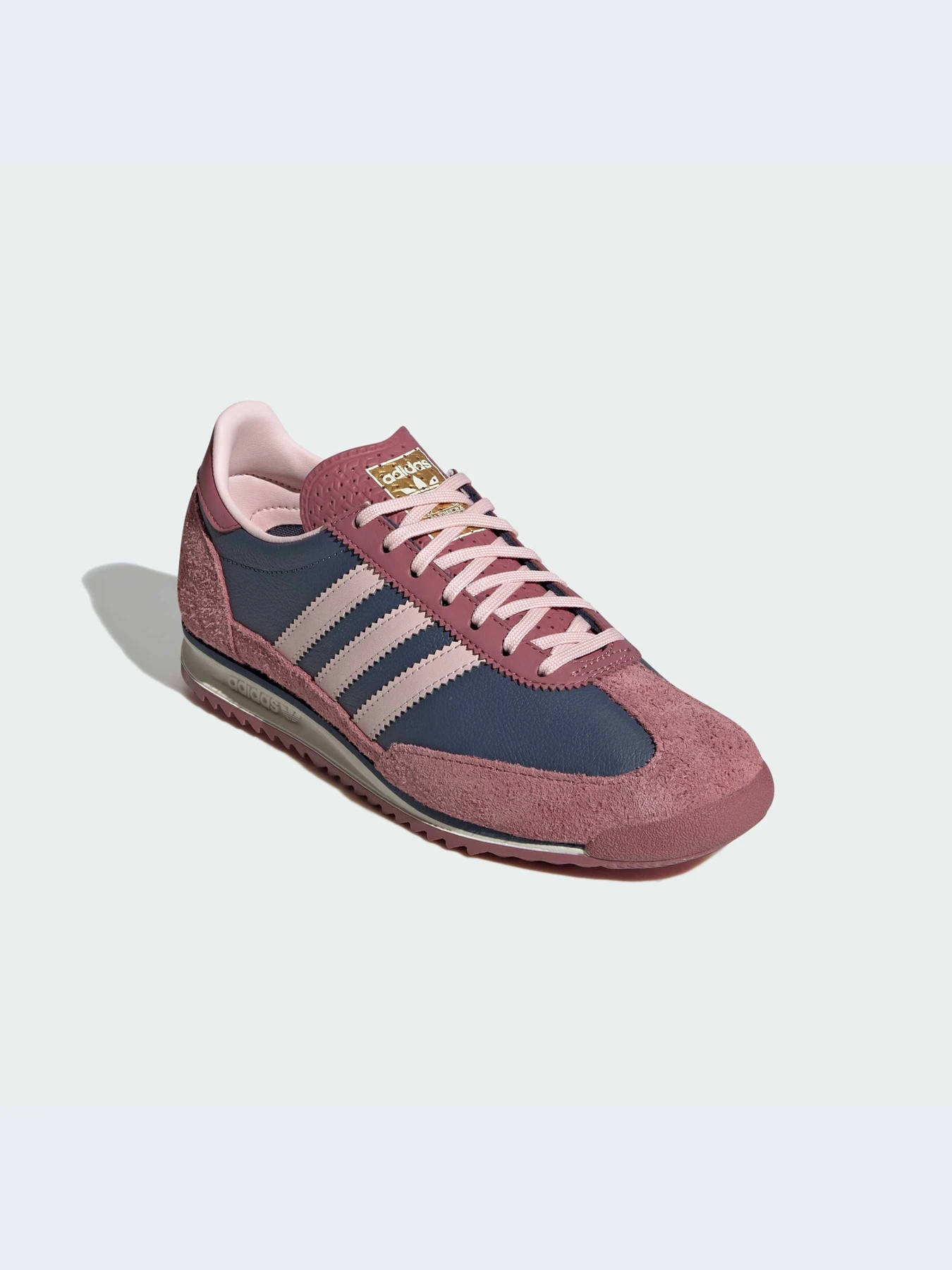 Кроссовки Adidas модель IF1939-KZ Кроссовки Adidas модель IF1939-KZ Фото
