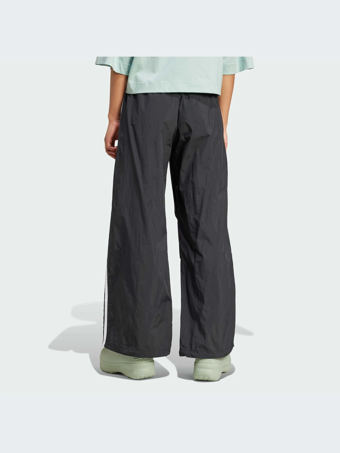 Брюки Adidas модель IY7251-KZ Брюки Adidas модель IY7251-KZ Фото
