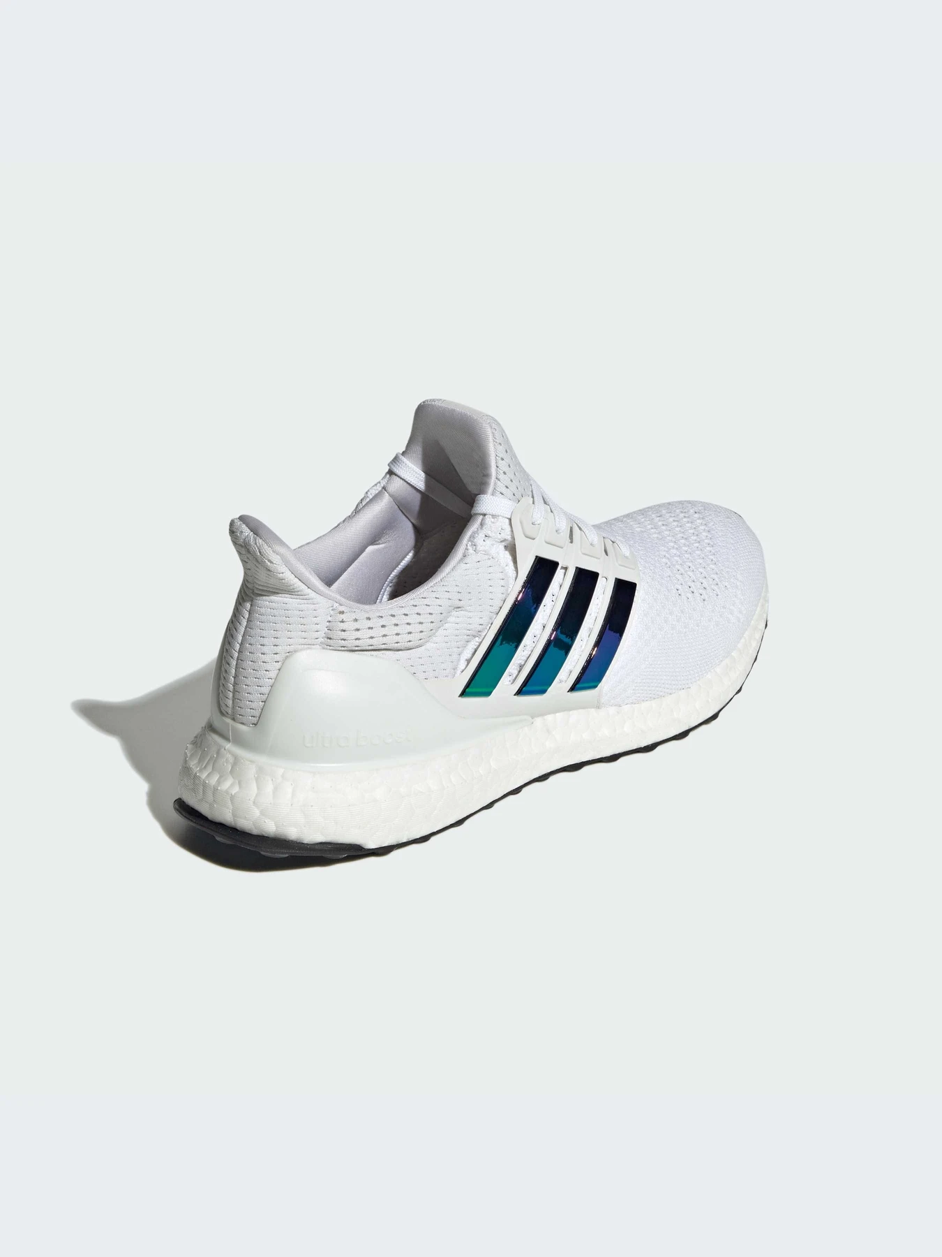 Кроссовки Adidas Ultraboost модель JH6584-KZ Кроссовки Adidas Ultraboost модель JH6584-KZ Фото
