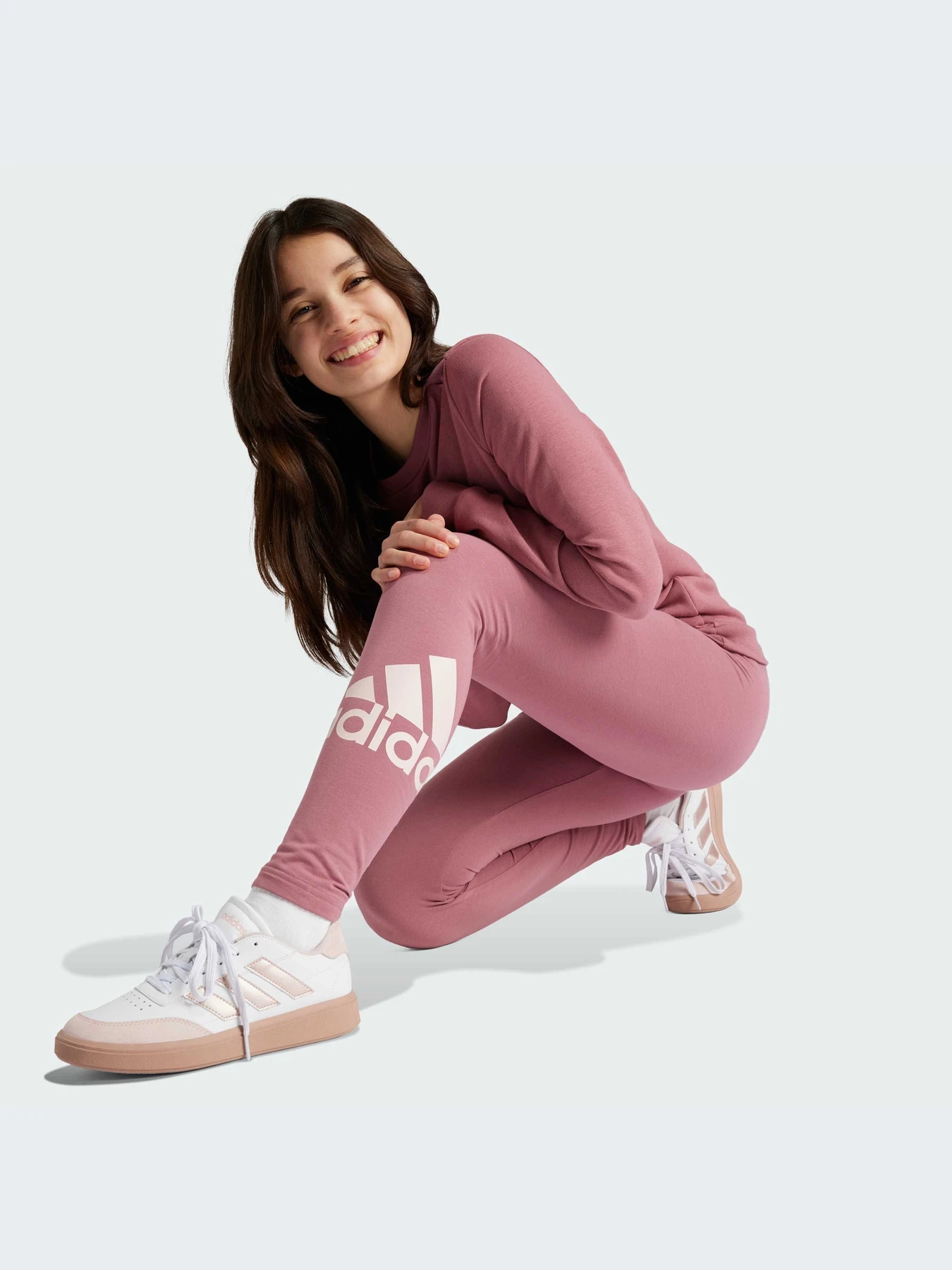 Брюки Adidas модель IZ3475-KZ Брюки Adidas модель IZ3475-KZ Фото