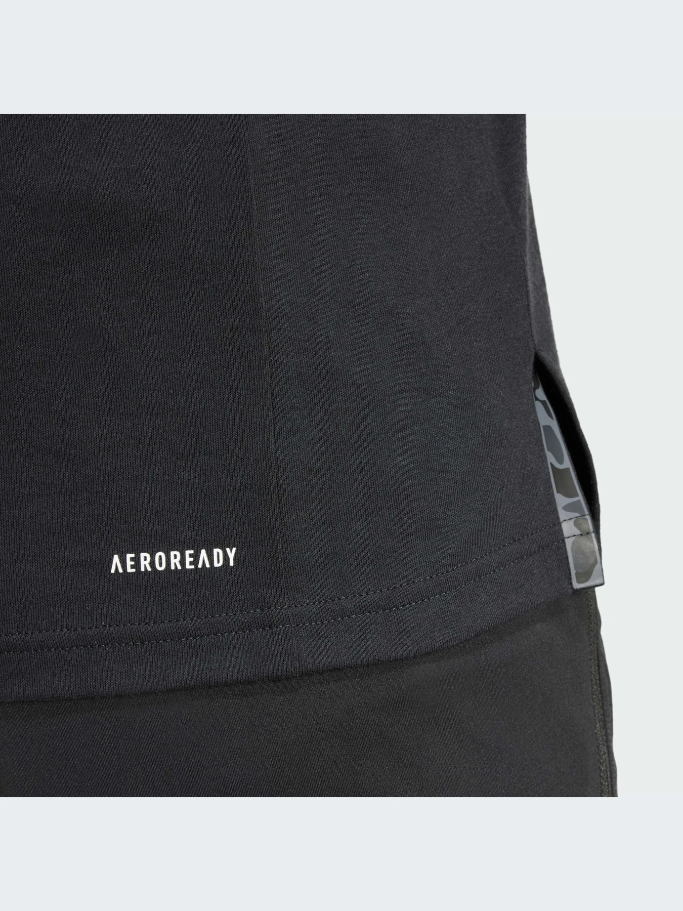 Футболки и поло Adidas модель IS6151-KZ Футболки и поло Adidas модель IS6151-KZ Фото