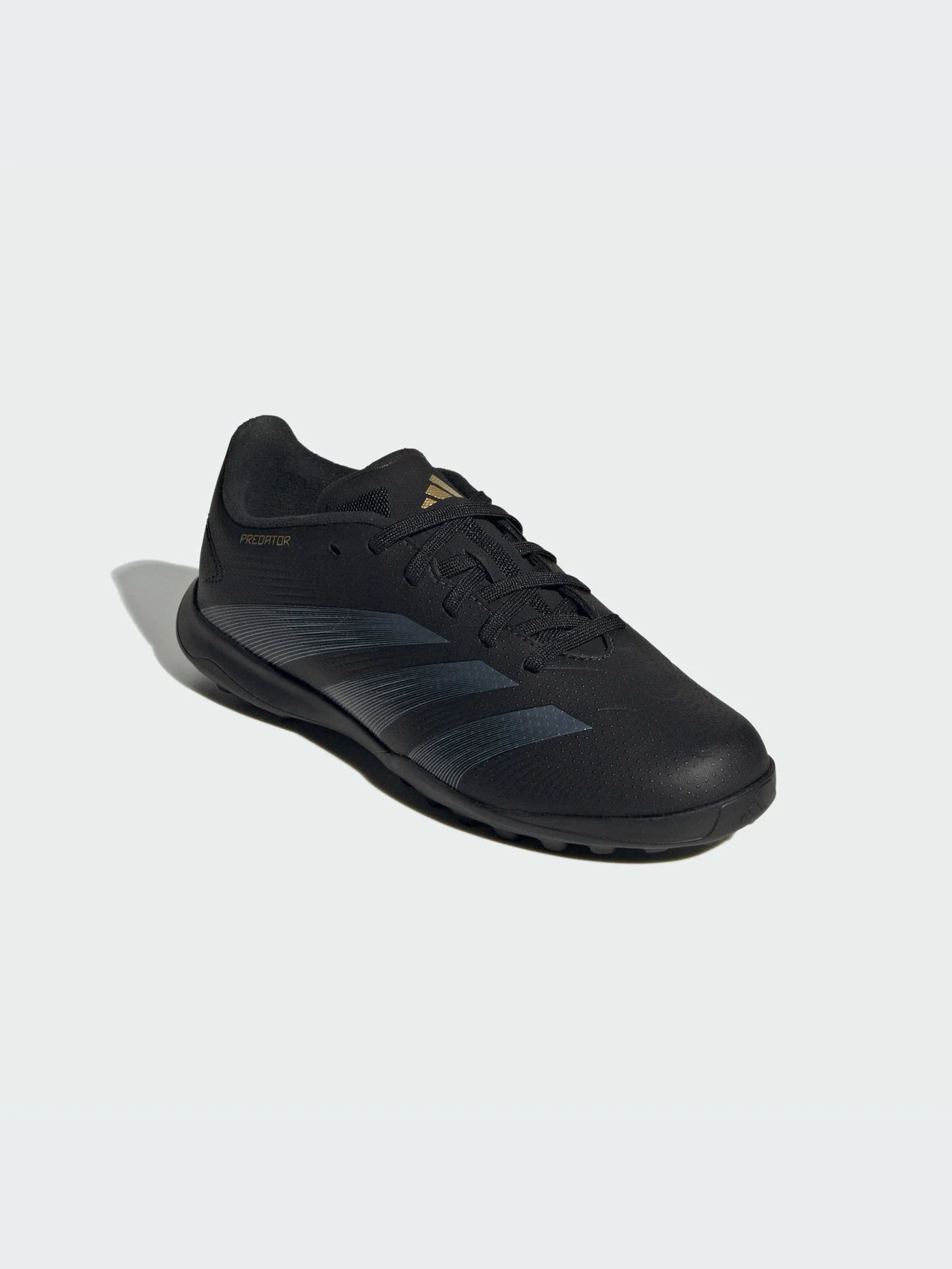 Кроссовки Adidas Predator модель IF6415-KZ Кроссовки Adidas Predator модель IF6415-KZ Фото