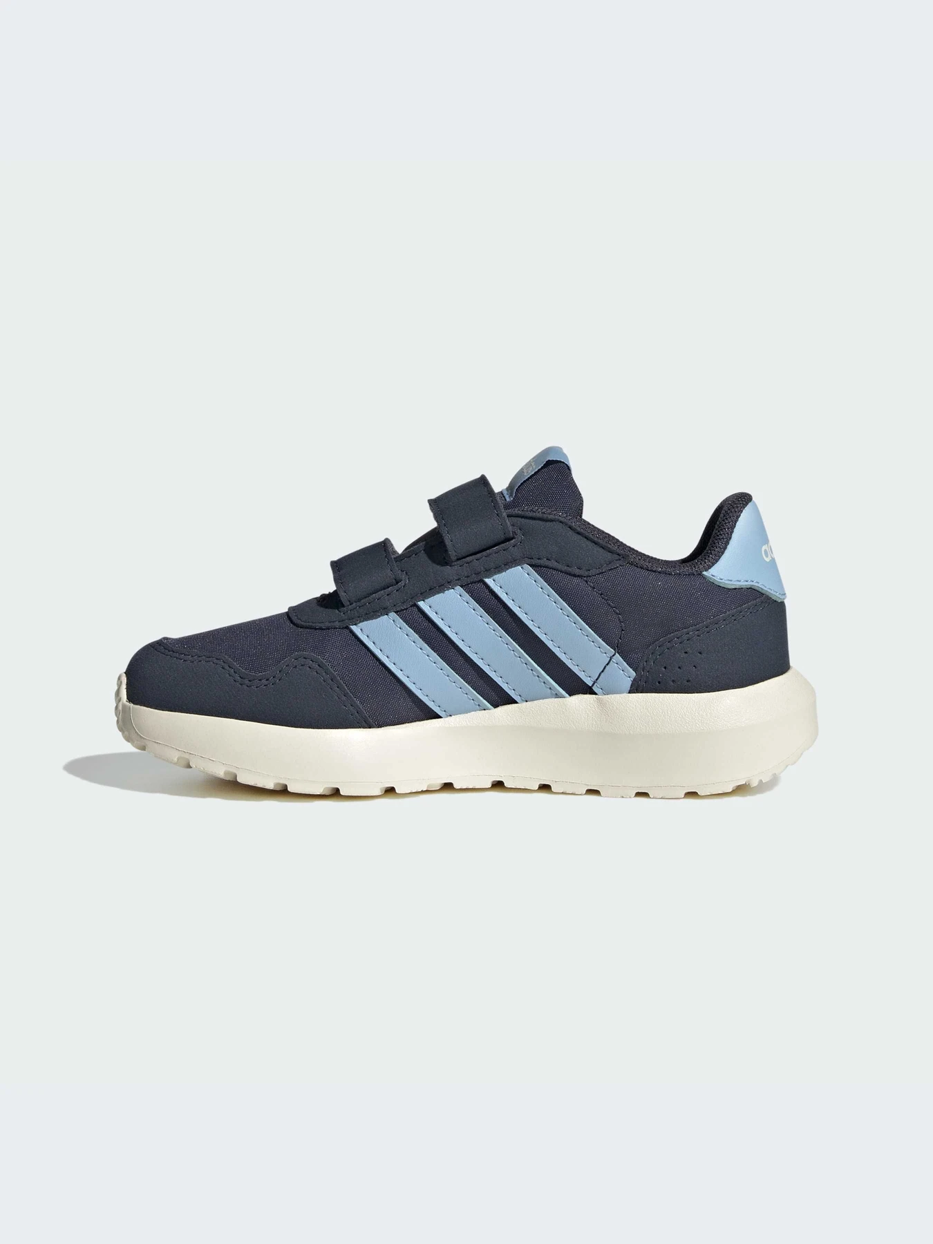 Кроссовки Adidas модель IH7752-KZ Кроссовки Adidas модель IH7752-KZ Фото