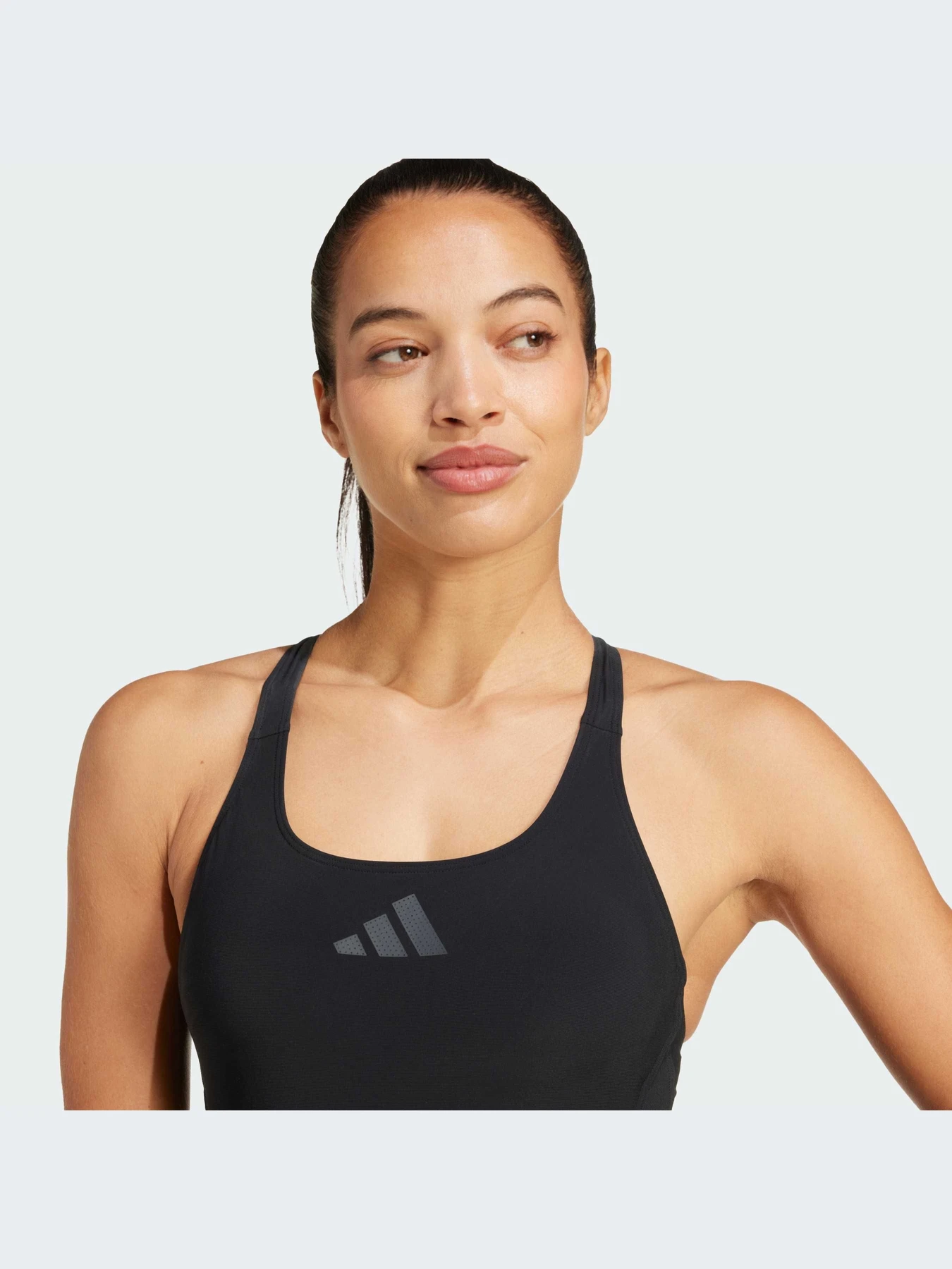 Одежда для пляжа Adidas модель IM8560-KZ Одежда для пляжа Adidas модель IM8560-KZ Фото