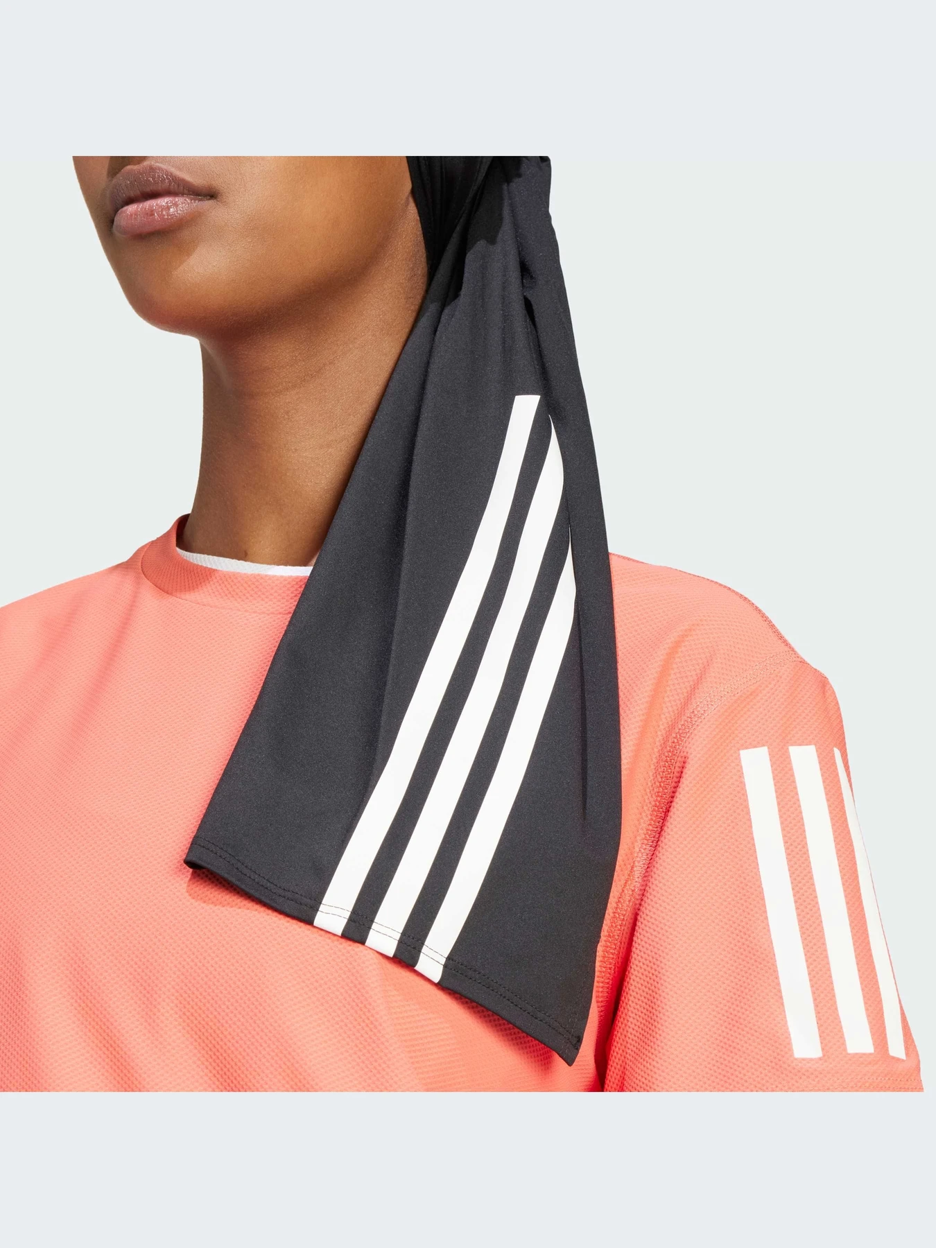 Шарфы и платки Adidas модель IK5001-KZ Шарфы и платки Adidas модель IK5001-KZ Фото