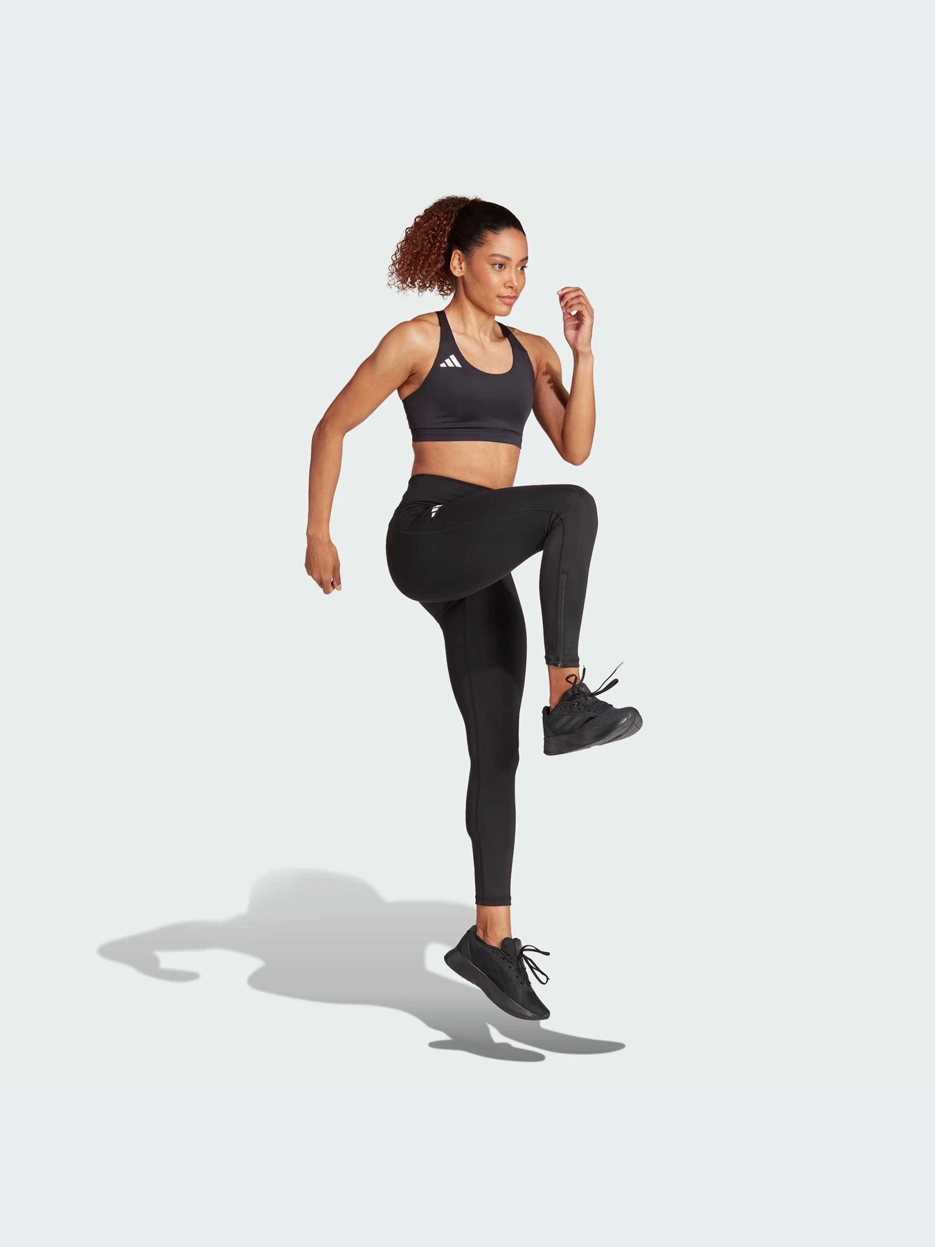 Брюки Adidas модель IP3085-KZ Брюки Adidas модель IP3085-KZ Фото