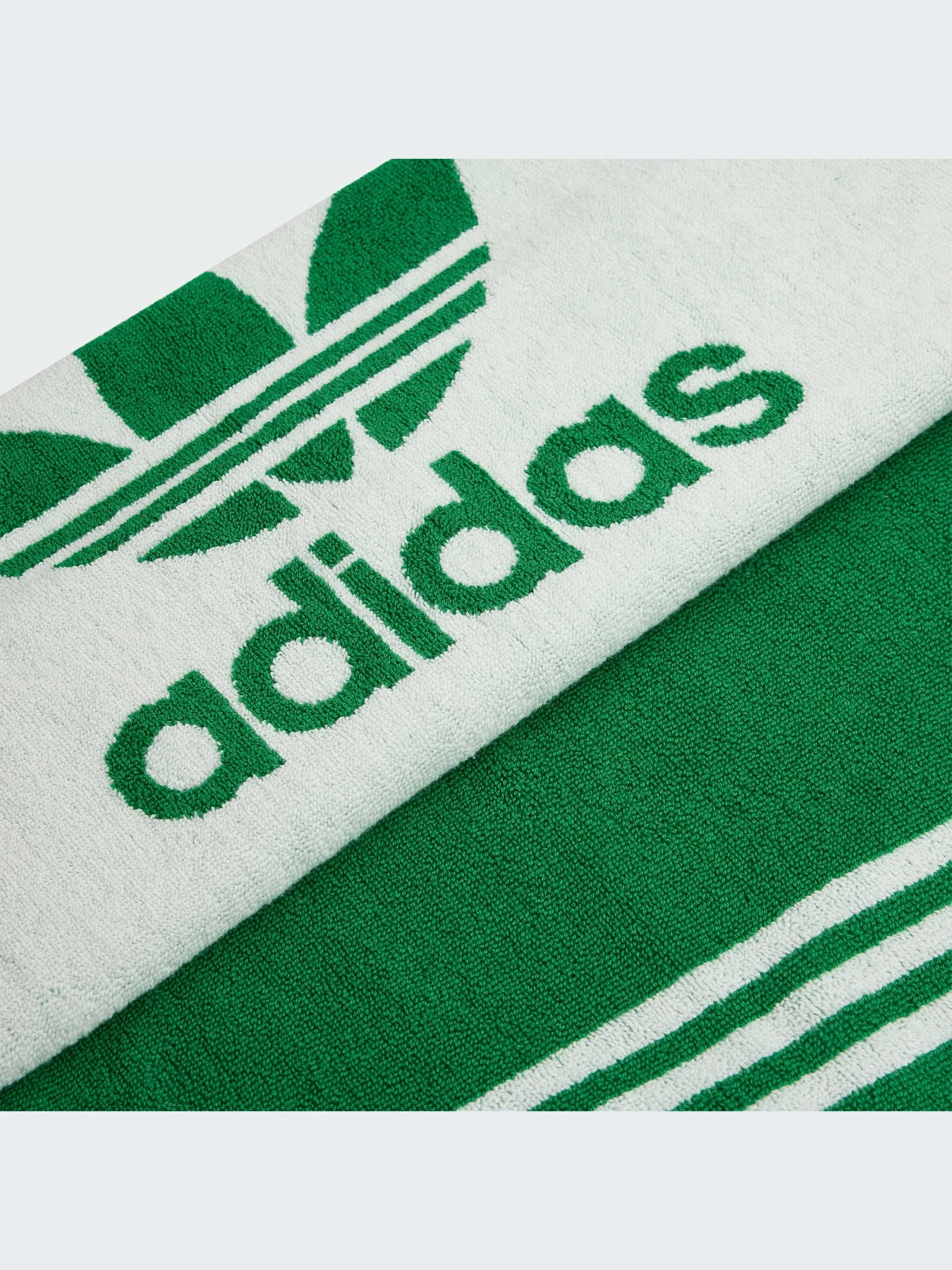 Товары для дома Adidas Культовые силуэты модель IZ1768-KZ Товары для дома Adidas Культовые силуэты модель IZ1768-KZ Фото