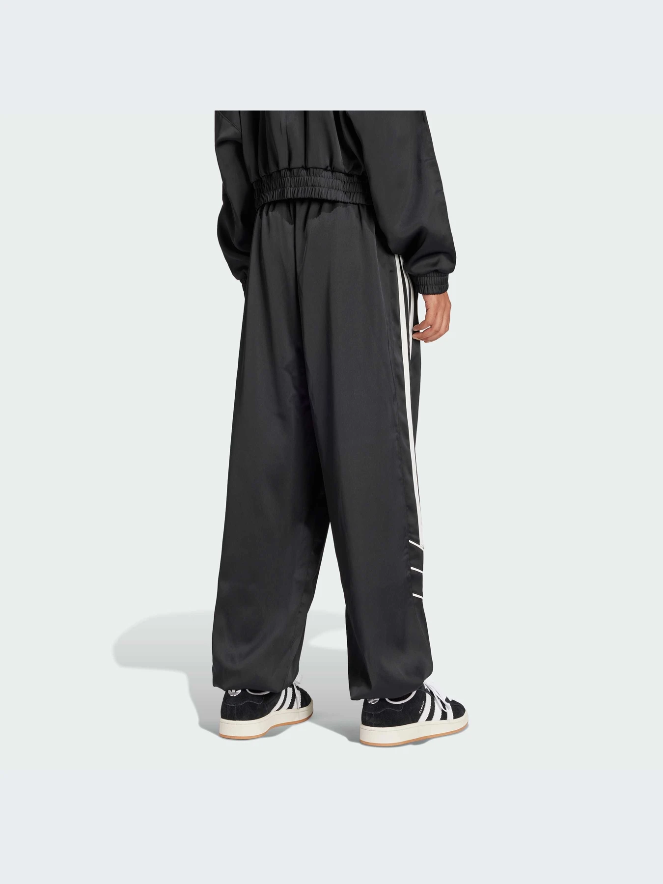 Брюки Adidas Культовые силуэты модель IW5680-KZ Брюки Adidas Культовые силуэты модель IW5680-KZ Фото
