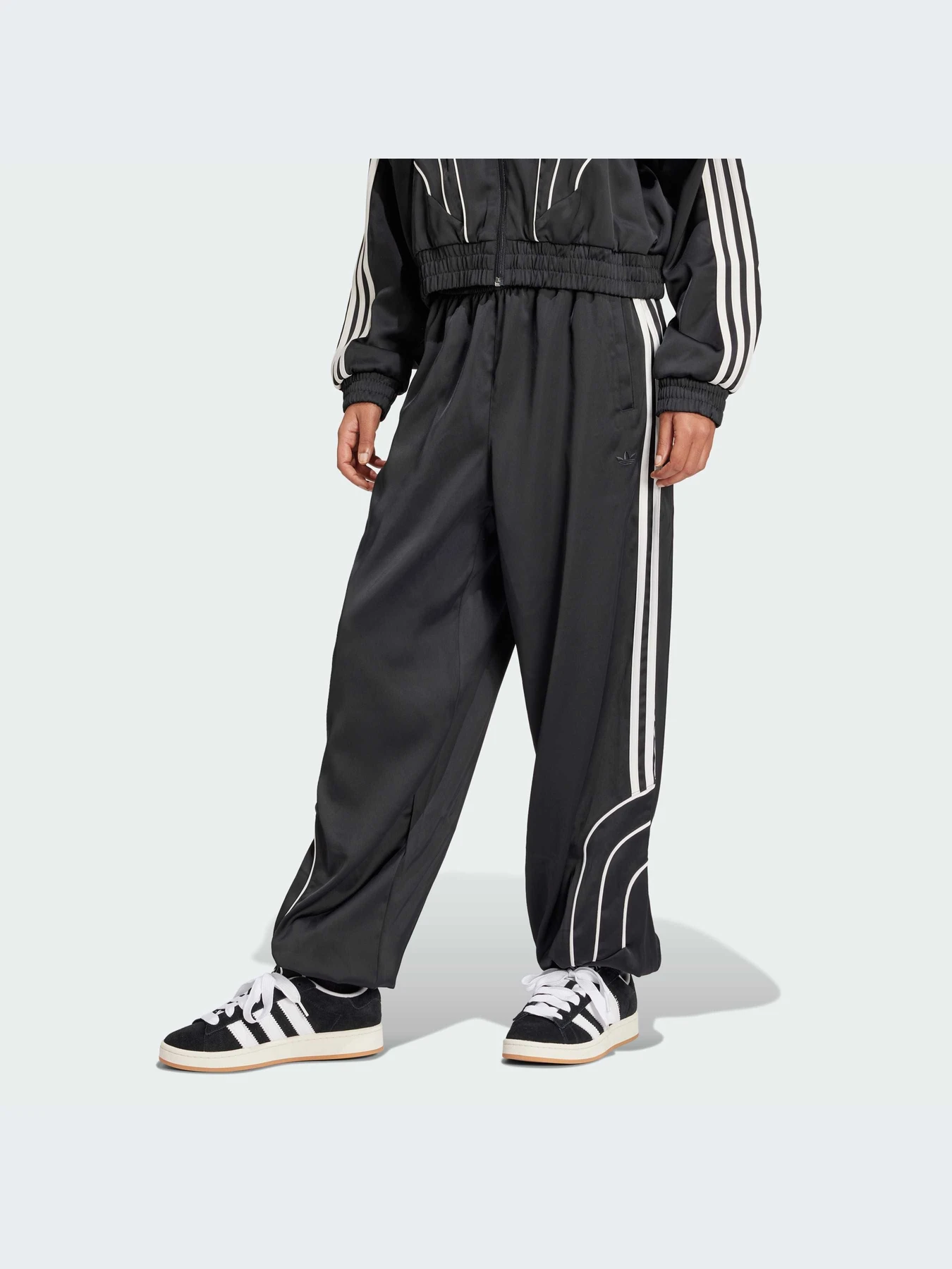 Брюки Adidas Культовые силуэты модель IW5680-KZ Брюки Adidas Культовые силуэты модель IW5680-KZ Фото