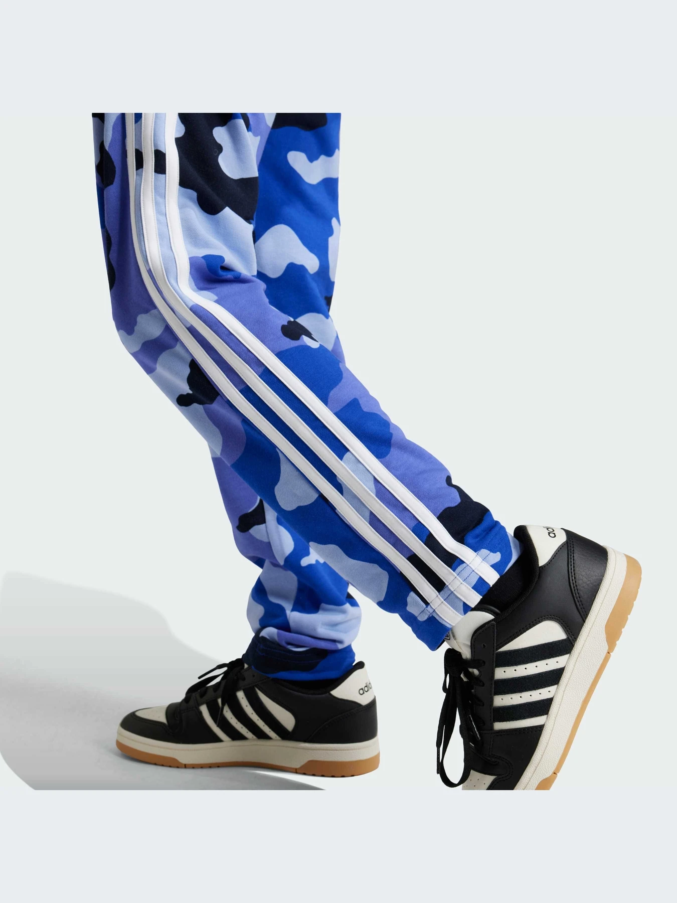 Брюки Adidas модель IY4297-KZ Брюки Adidas модель IY4297-KZ Фото