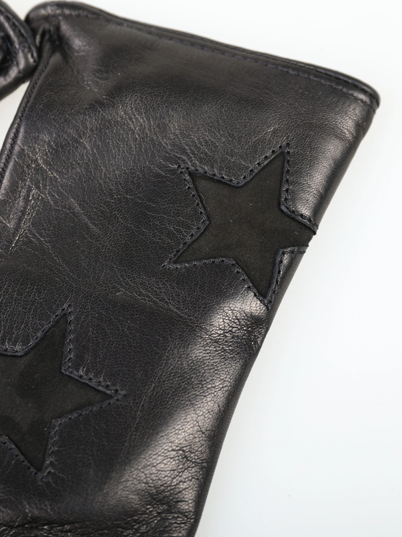 Перчатки и варежки Emporio Armani модель 634063-4F203-00020 Фото