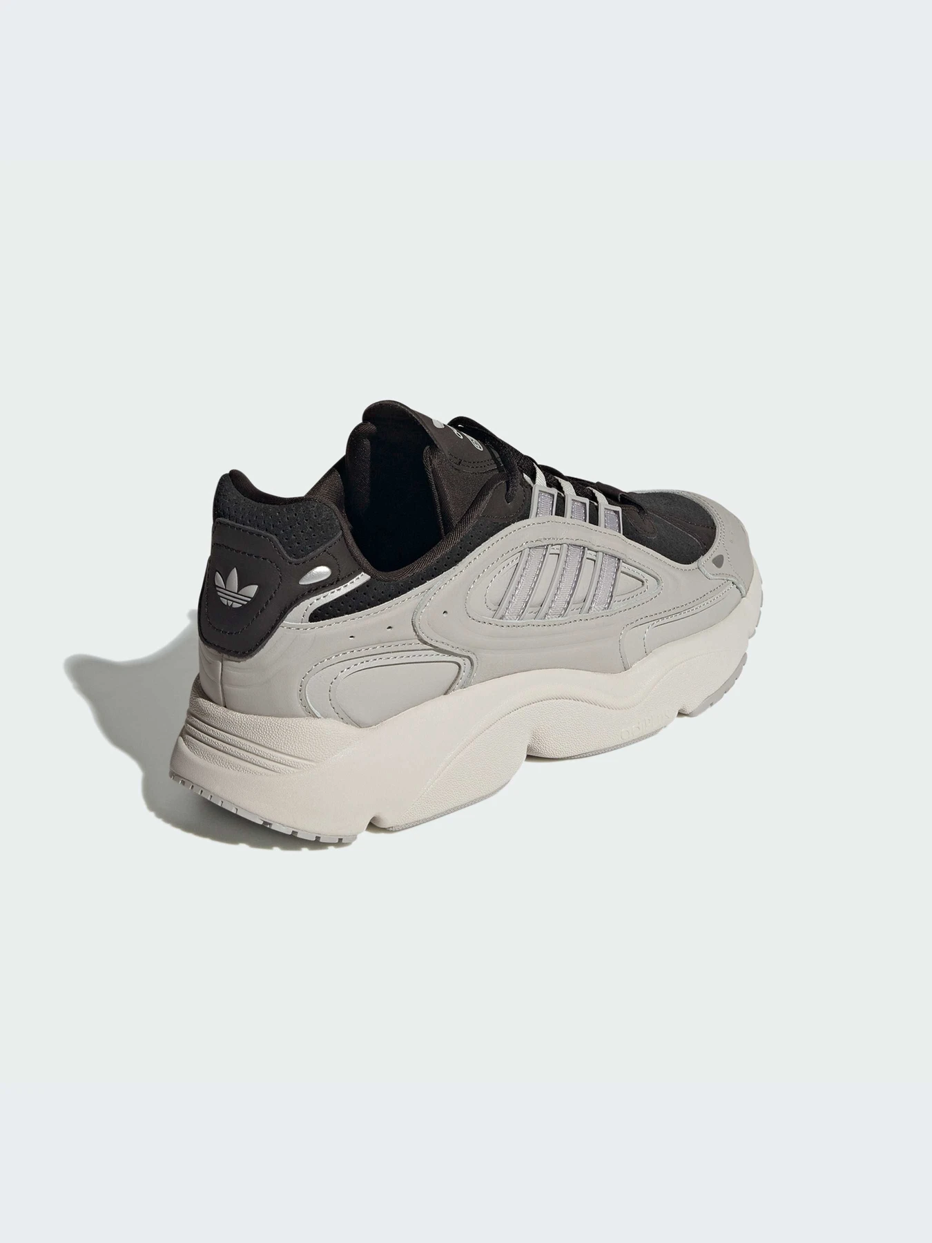 Кроссовки Adidas Ozweego модель IF9599-KZ Фото