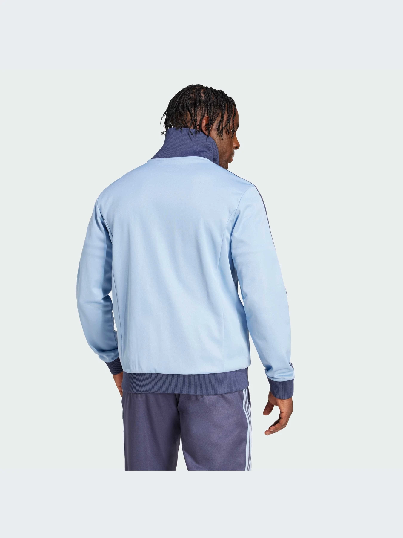 Худи и свитшоты Adidas модель JD9096-KZ Худи и свитшоты Adidas модель JD9096-KZ Фото