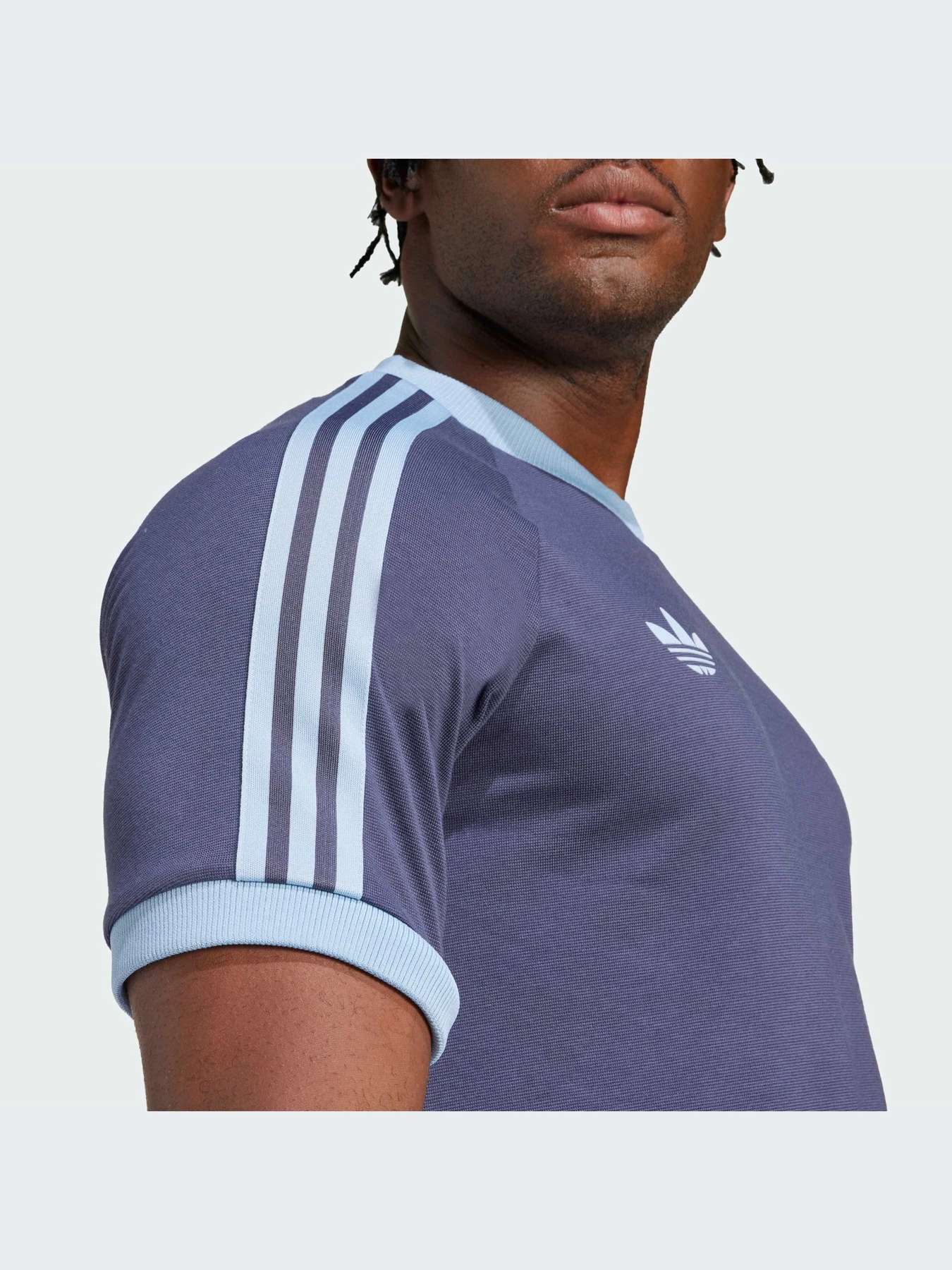 Футболки и поло Adidas Культовые силуэты модель JD9097-KZ Футболки и поло Adidas Культовые силуэты модель JD9097-KZ Фото