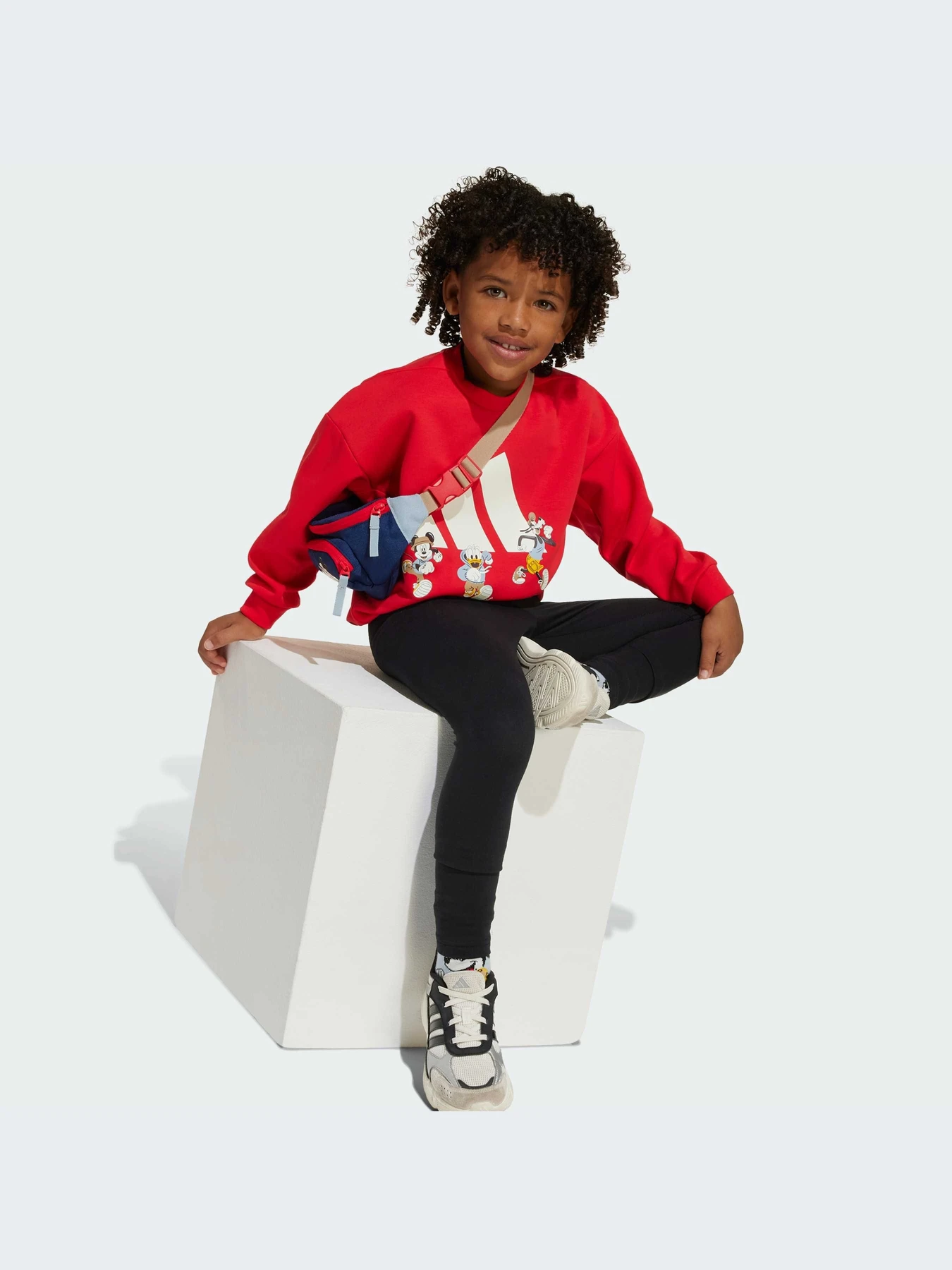 Худи и свитшоты Adidas модель JF3640-KZ Худи и свитшоты Adidas модель JF3640-KZ Фото