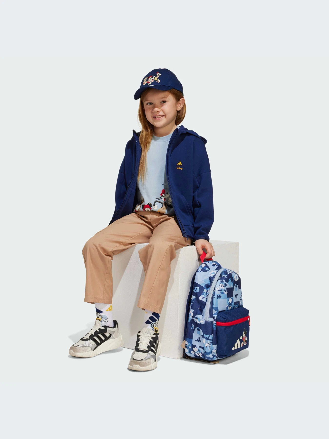 Худи и свитшоты Adidas модель JD4554-KZ Худи и свитшоты Adidas модель JD4554-KZ Фото