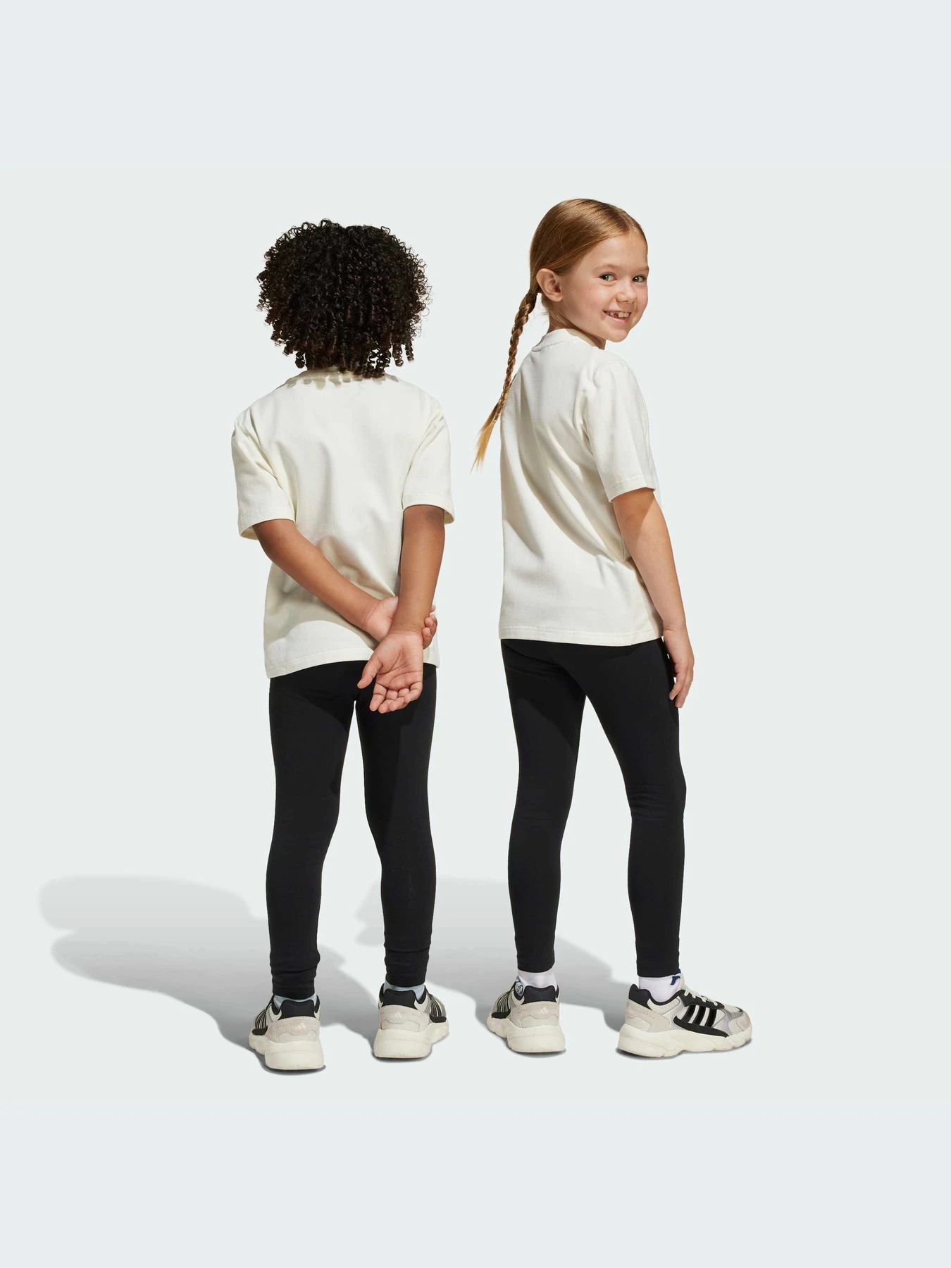 Брюки Adidas модель JF3647-KZ Брюки Adidas модель JF3647-KZ Фото