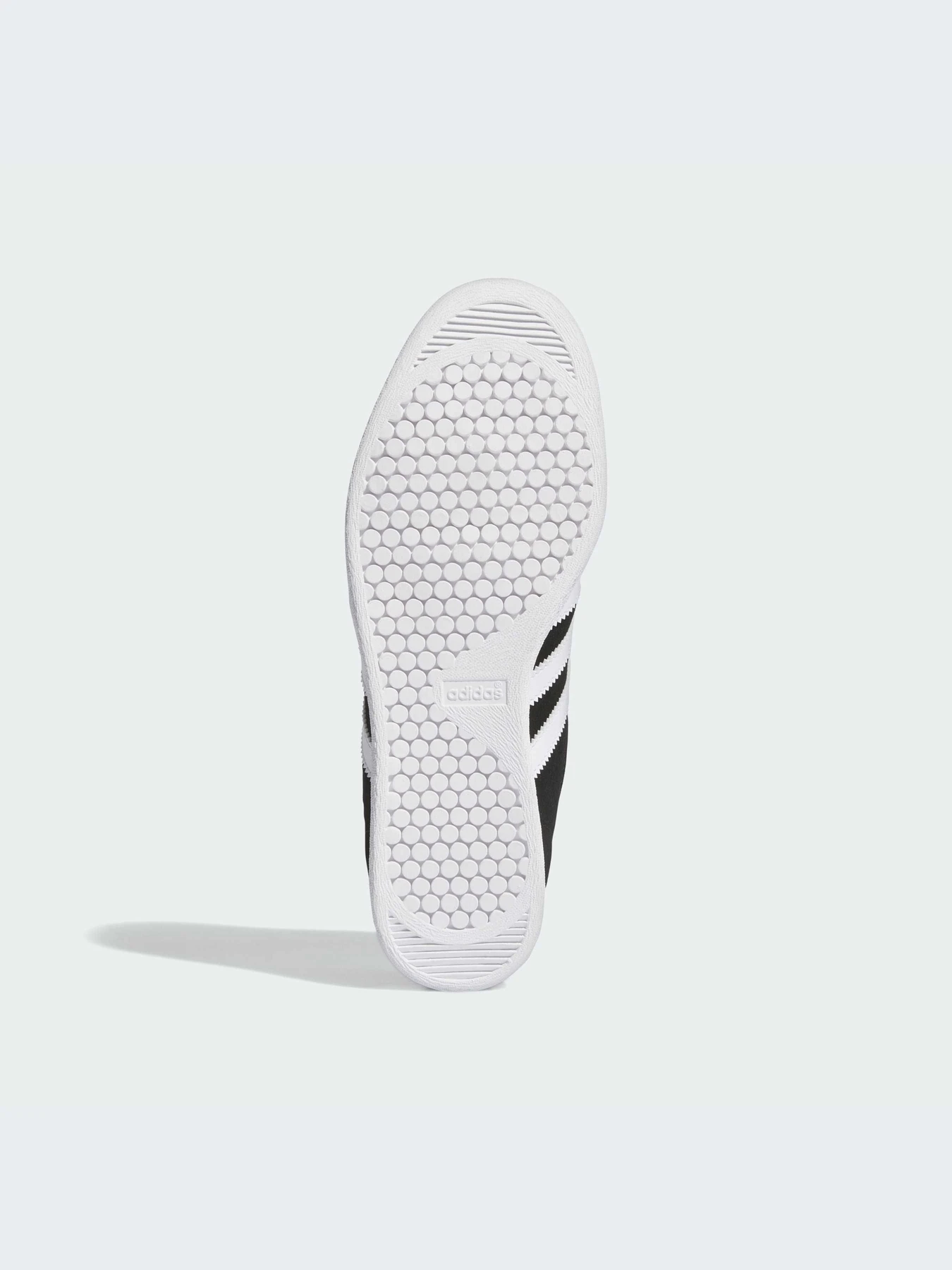 Кроссовки Adidas модель JI1882-KZ Кроссовки Adidas модель JI1882-KZ Фото