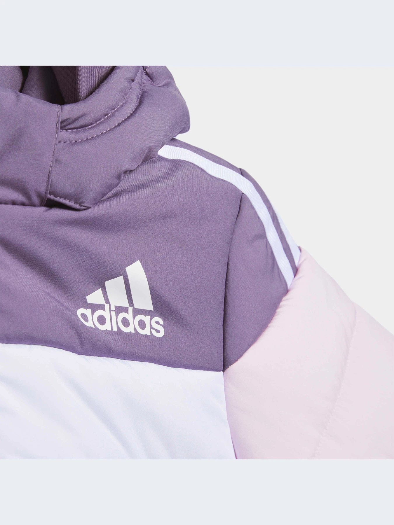 Куртки и дубленки Adidas модель IL6100-KZ Куртки и дубленки Adidas модель IL6100-KZ Фото