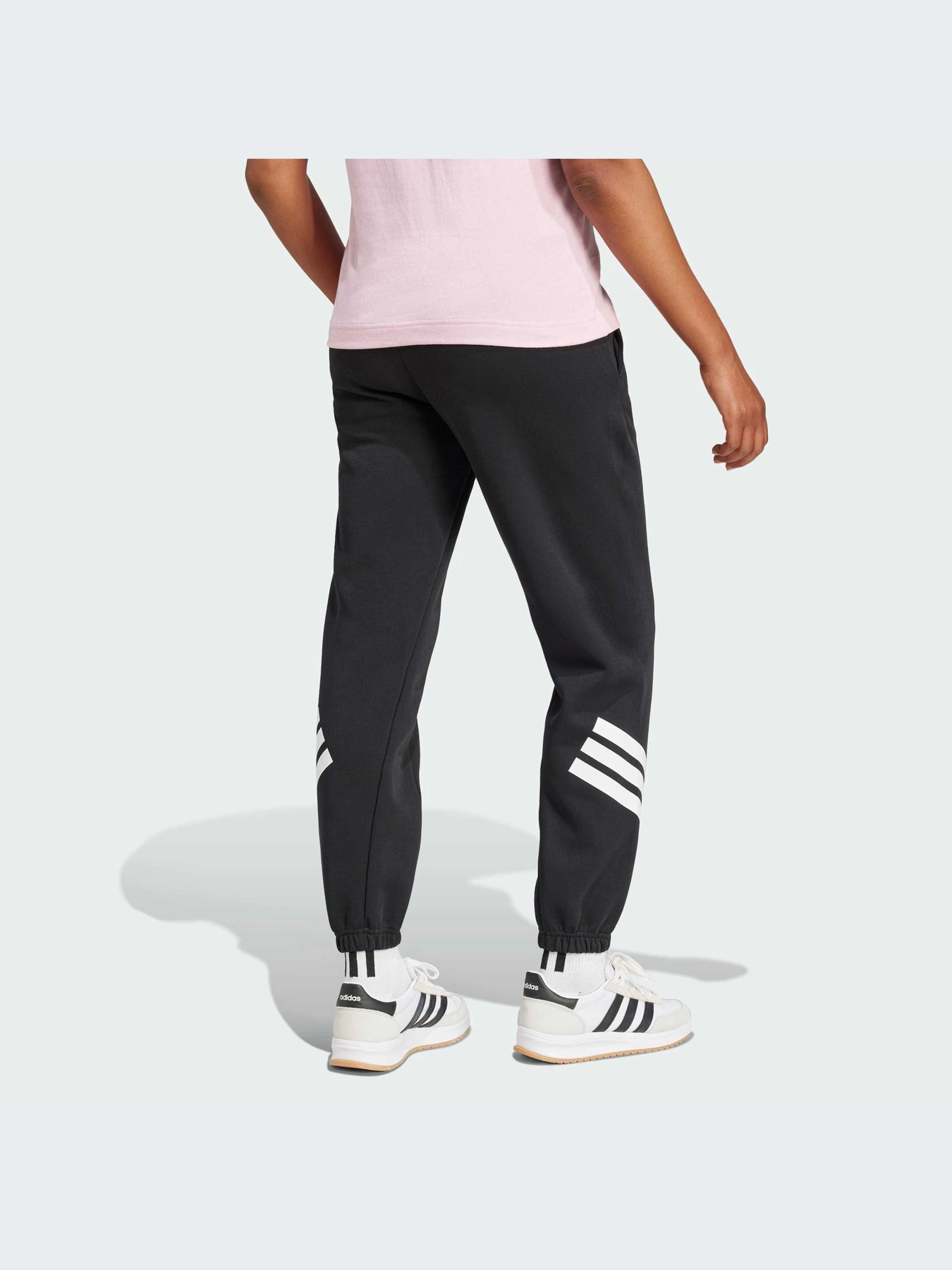 Брюки Adidas модель JC5454-KZ Брюки Adidas модель JC5454-KZ Фото