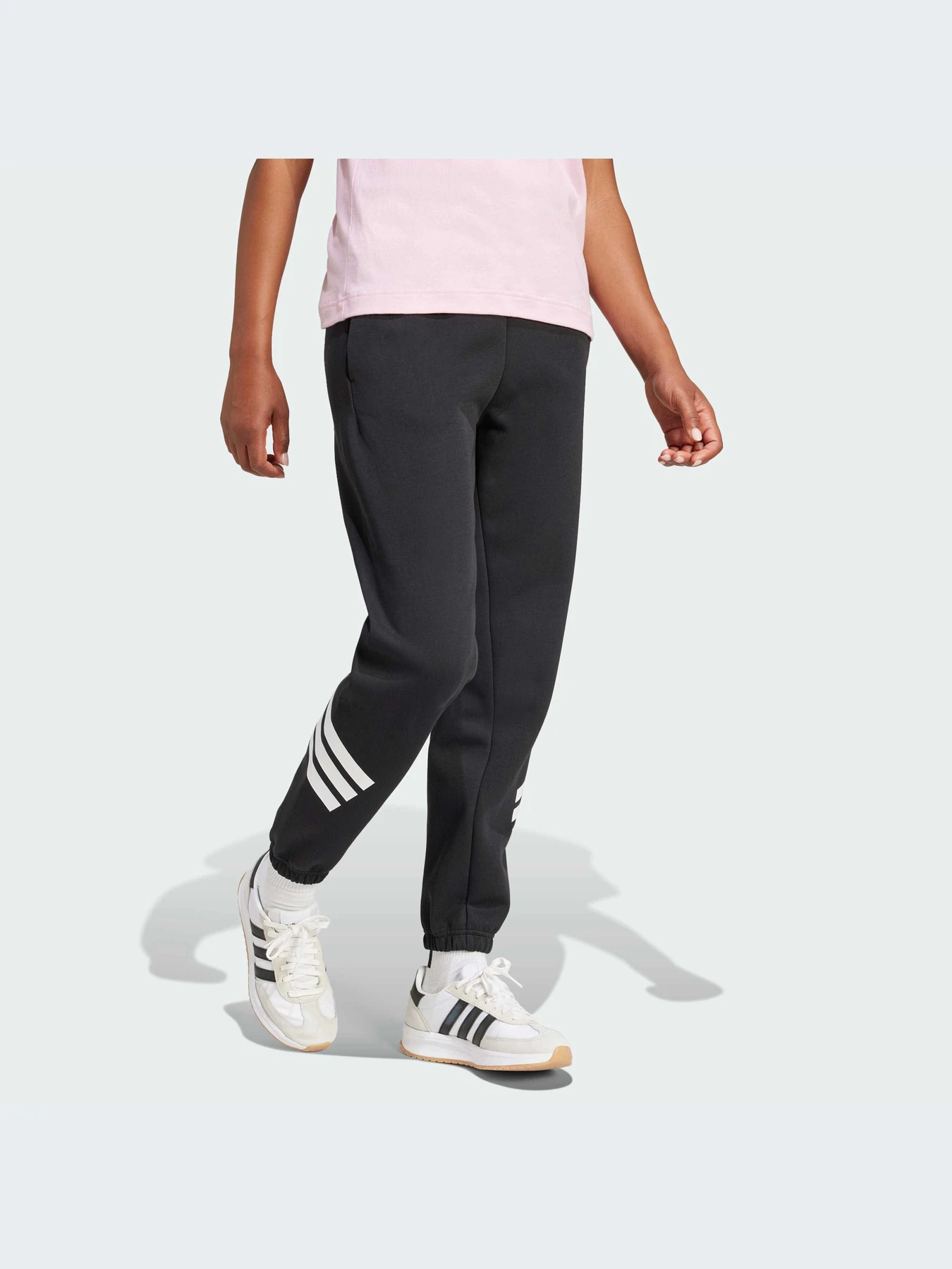 Брюки Adidas модель JC5454-KZ Брюки Adidas модель JC5454-KZ Фото