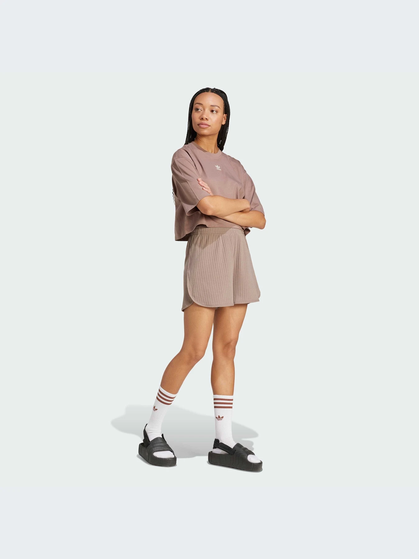 Шорты Adidas модель JD1484-KZ Шорты Adidas модель JD1484-KZ Фото