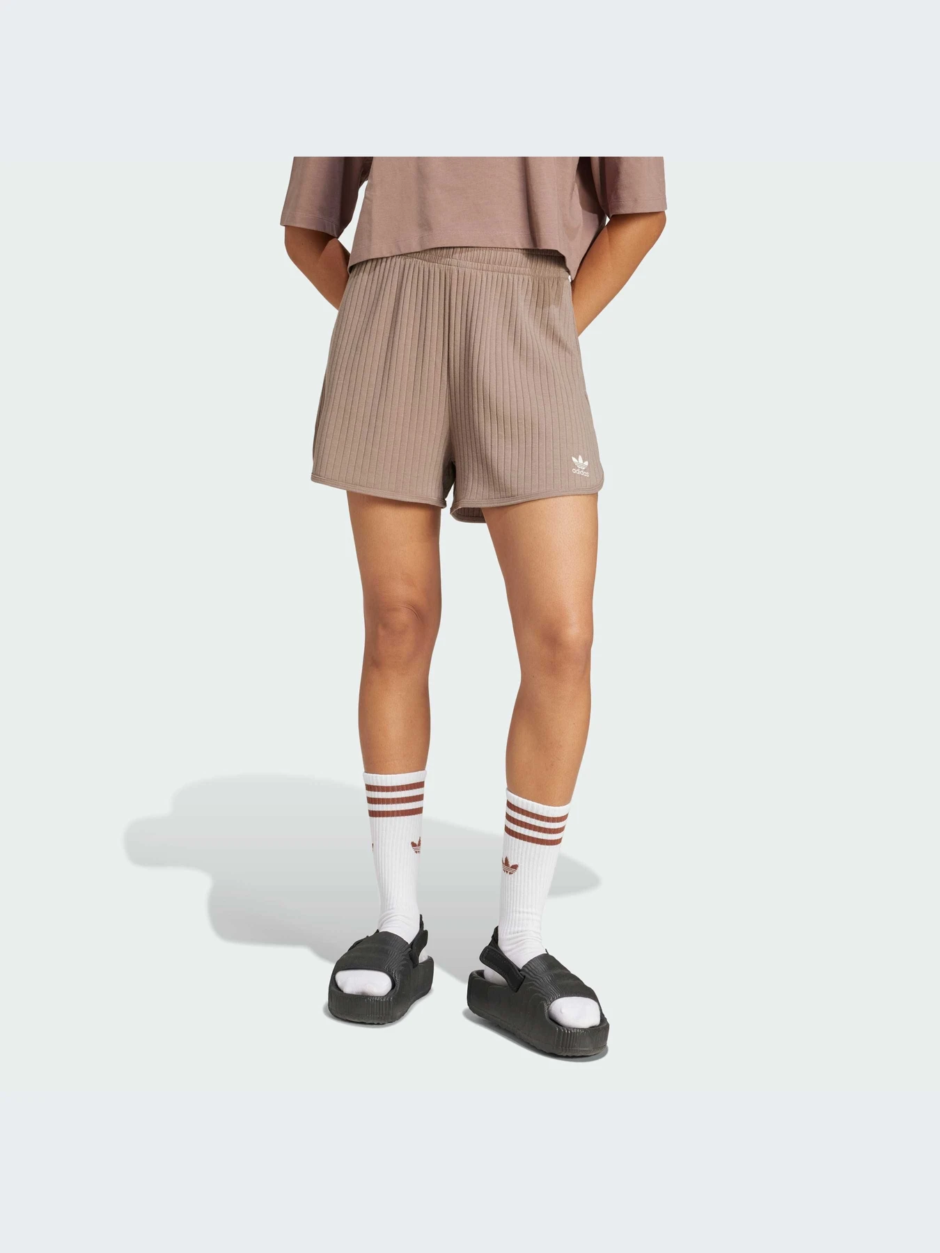 Шорты Adidas модель JD1484-KZ Шорты Adidas модель JD1484-KZ Фото