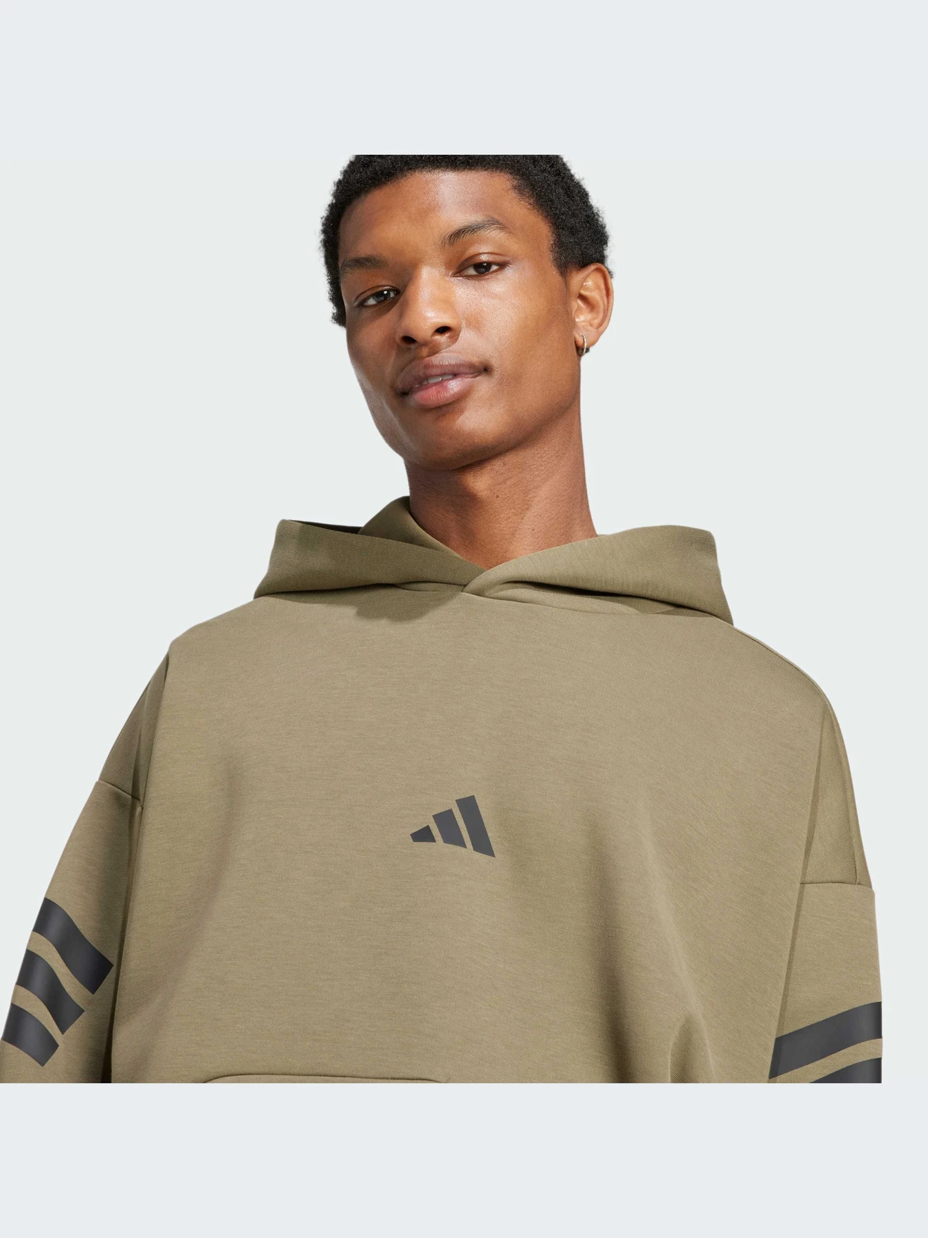 Худи и свитшоты Adidas модель JD4856-KZ Худи и свитшоты Adidas модель JD4856-KZ Фото