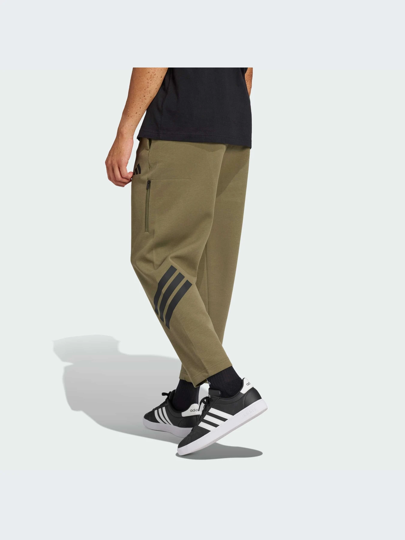 Брюки Adidas модель JD4891-KZ Брюки Adidas модель JD4891-KZ Фото
