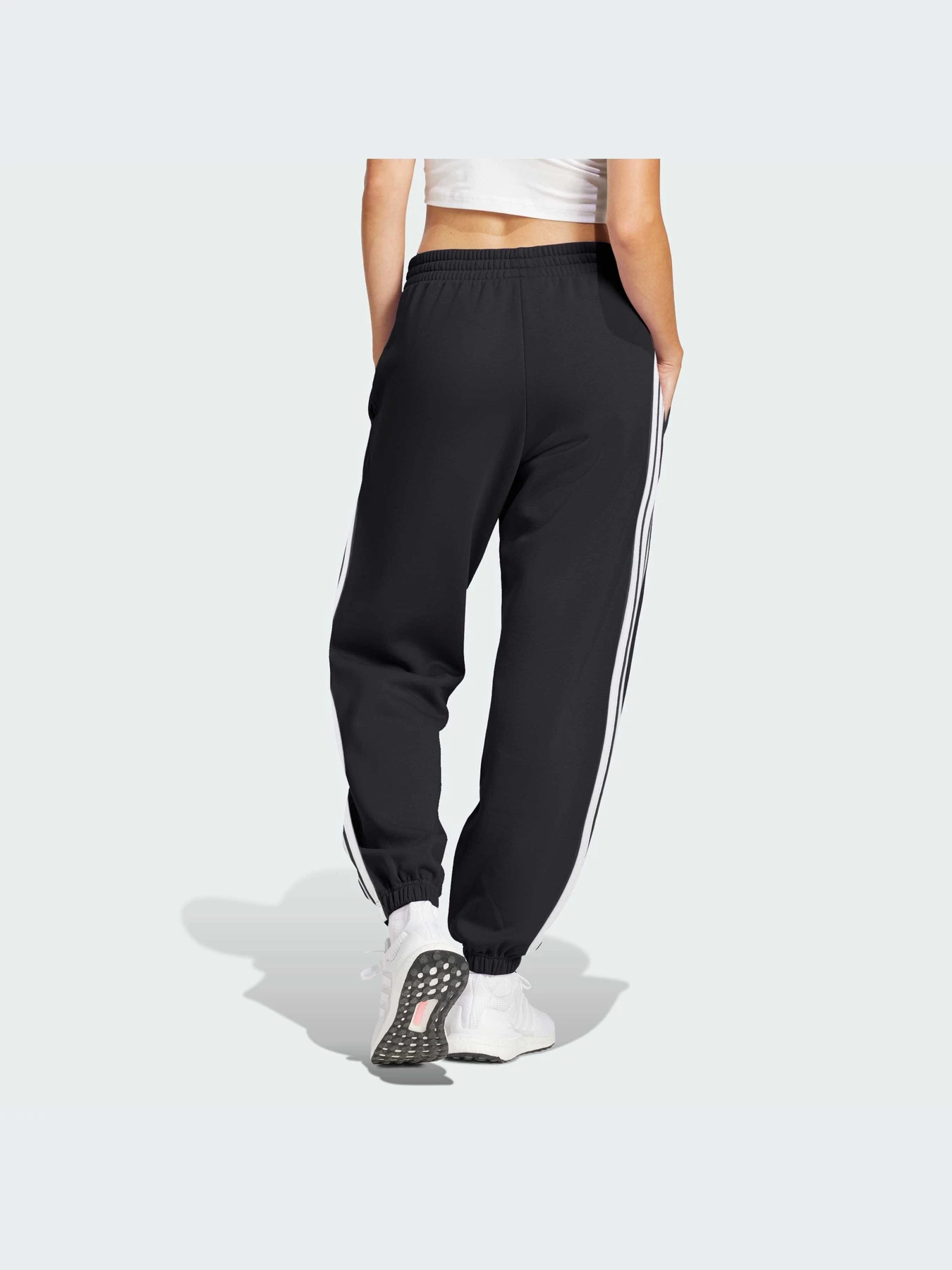 Брюки Adidas модель JD5302-KZ Брюки Adidas модель JD5302-KZ Фото