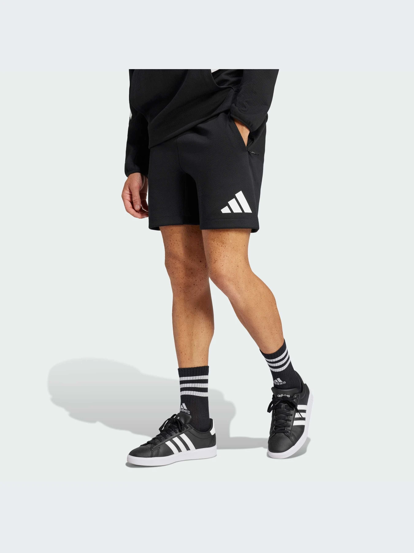 Шорты Adidas ZNE модель JD5325-KZ Шорты Adidas ZNE модель JD5325-KZ Фото