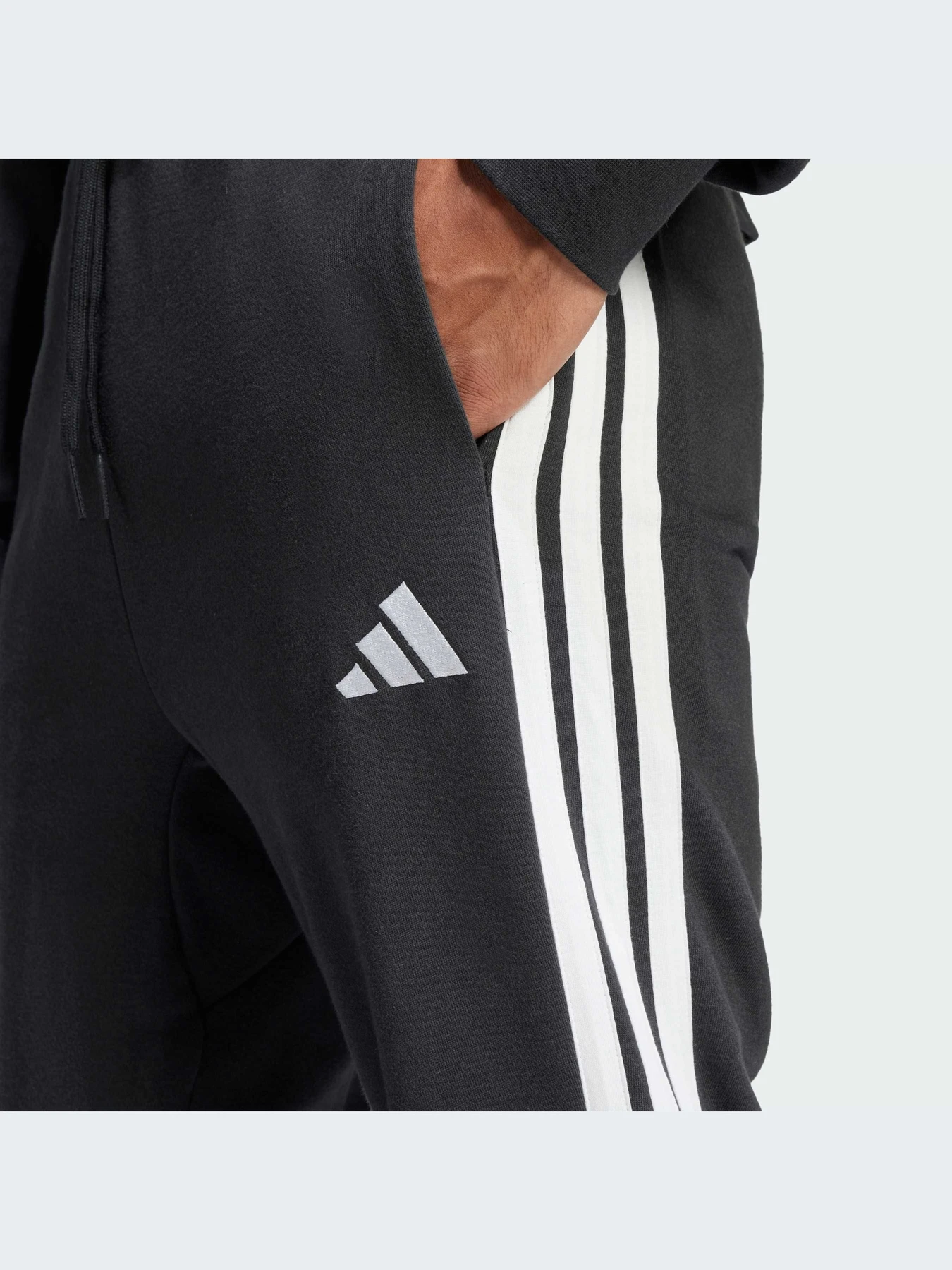 Брюки Adidas модель JD1881-KZ Брюки Adidas модель JD1881-KZ Фото