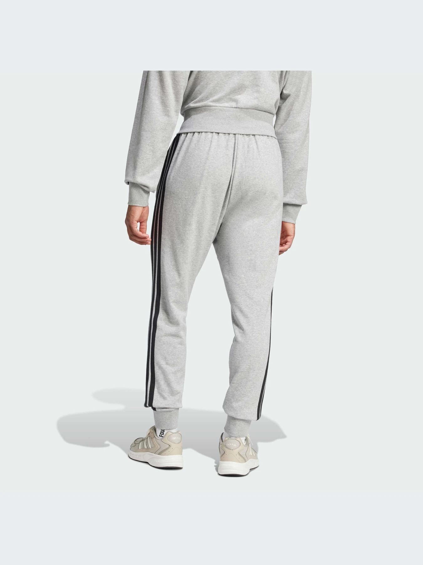 Брюки Adidas модель JE6346-KZ Брюки Adidas модель JE6346-KZ Фото