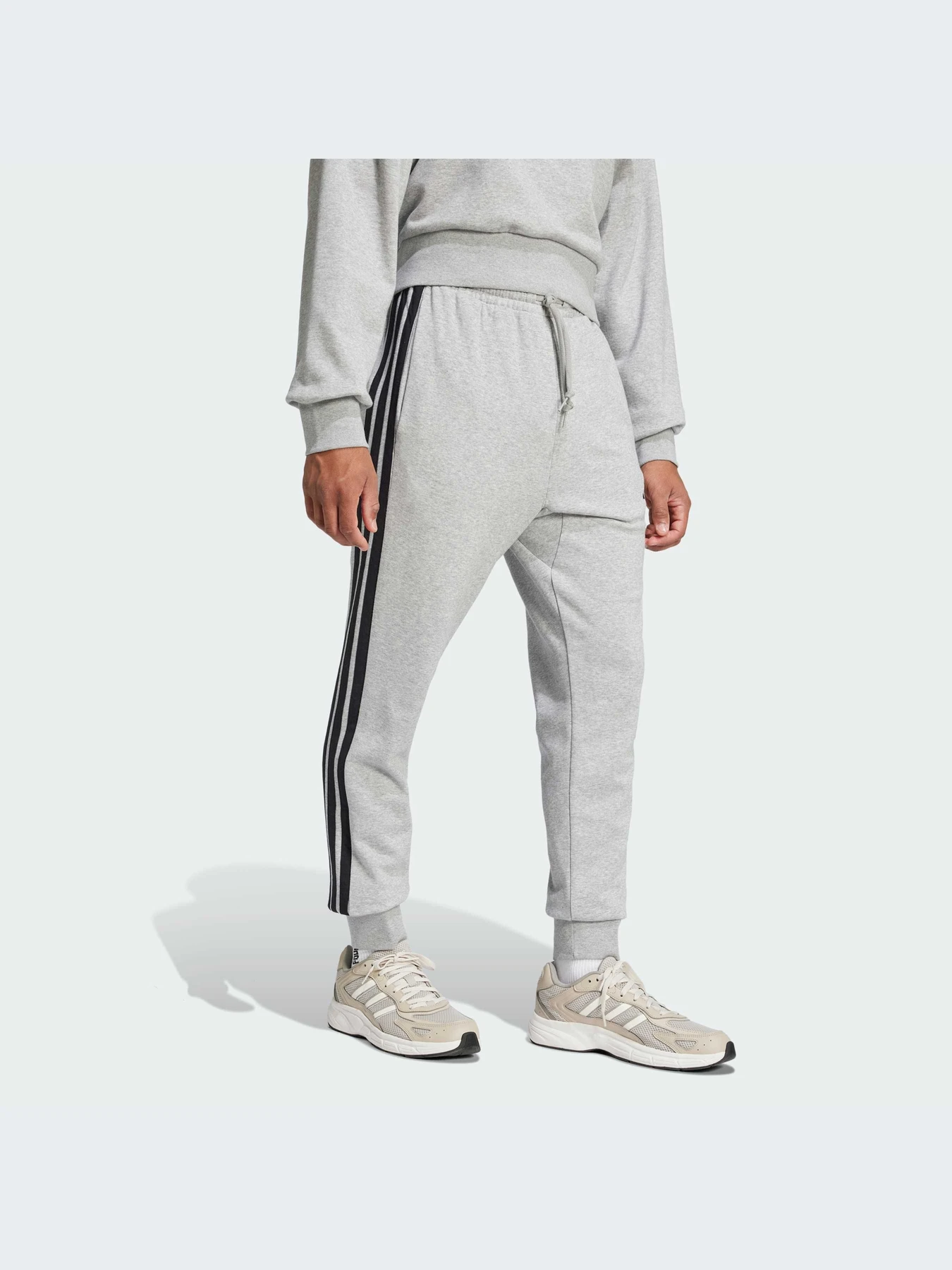 Брюки Adidas модель JE6346-KZ Брюки Adidas модель JE6346-KZ Фото