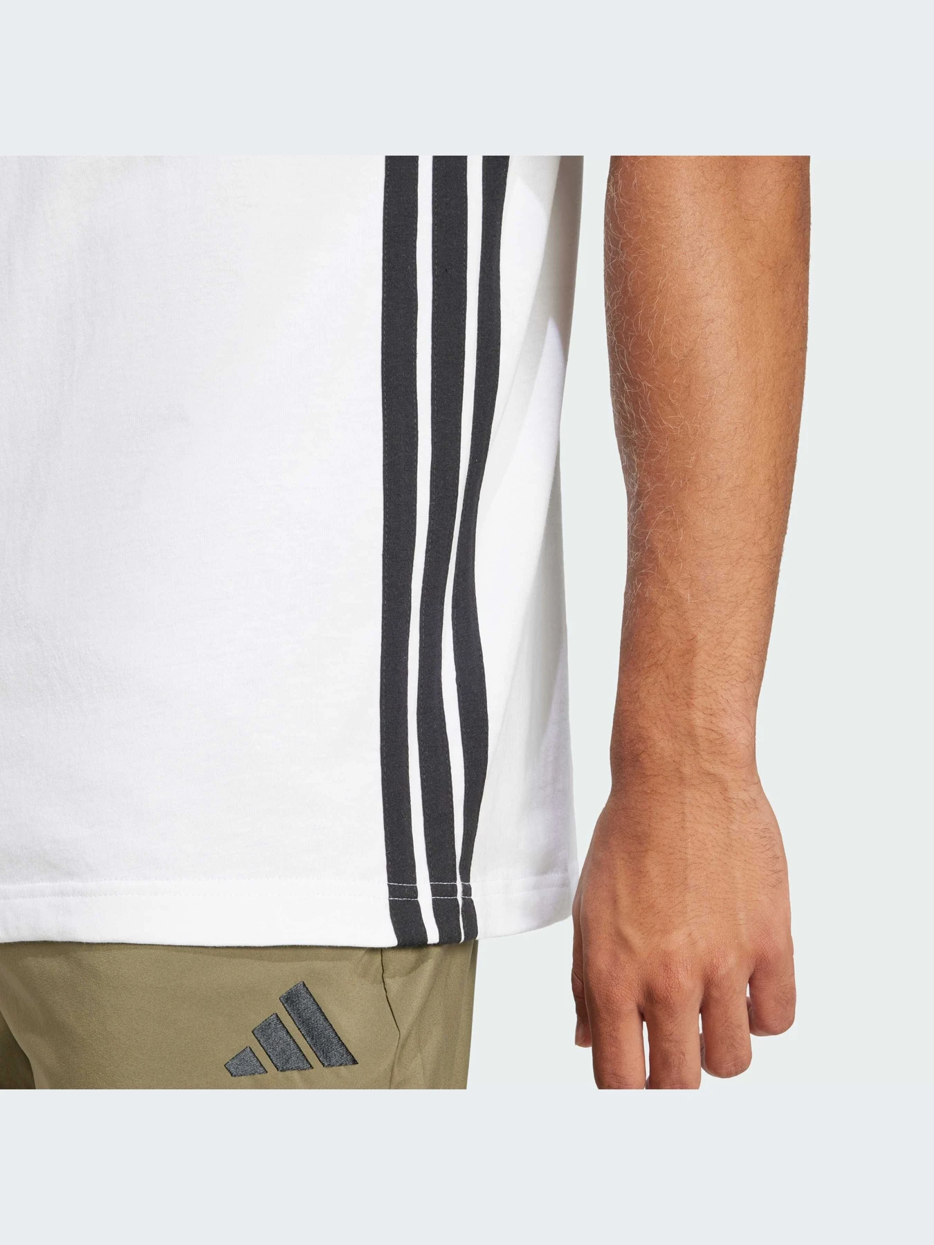 Футболки и поло Adidas модель JE6388-KZ Футболки и поло Adidas модель JE6388-KZ Фото