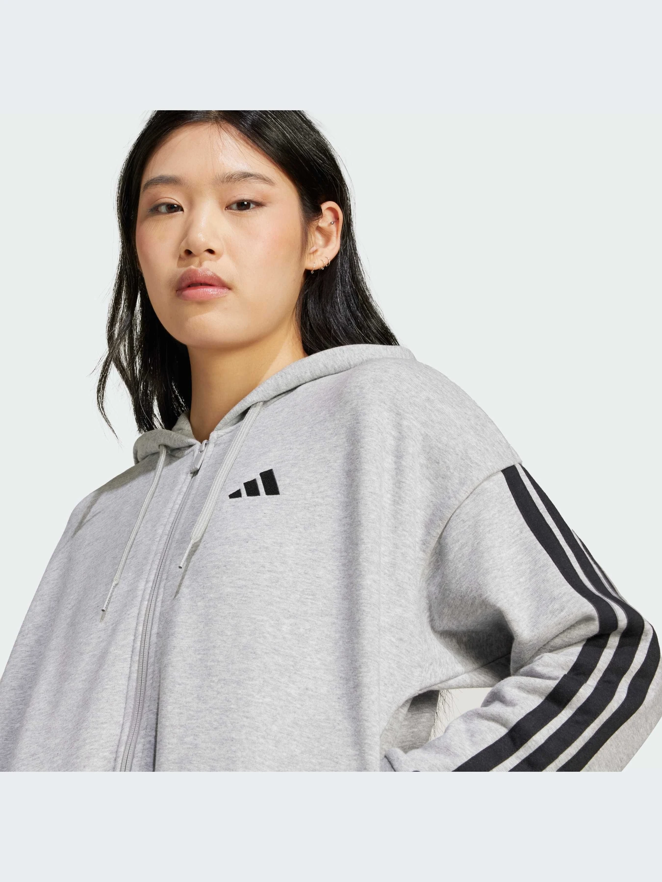 Худи и свитшоты Adidas модель JE0055-KZ Худи и свитшоты Adidas модель JE0055-KZ Фото