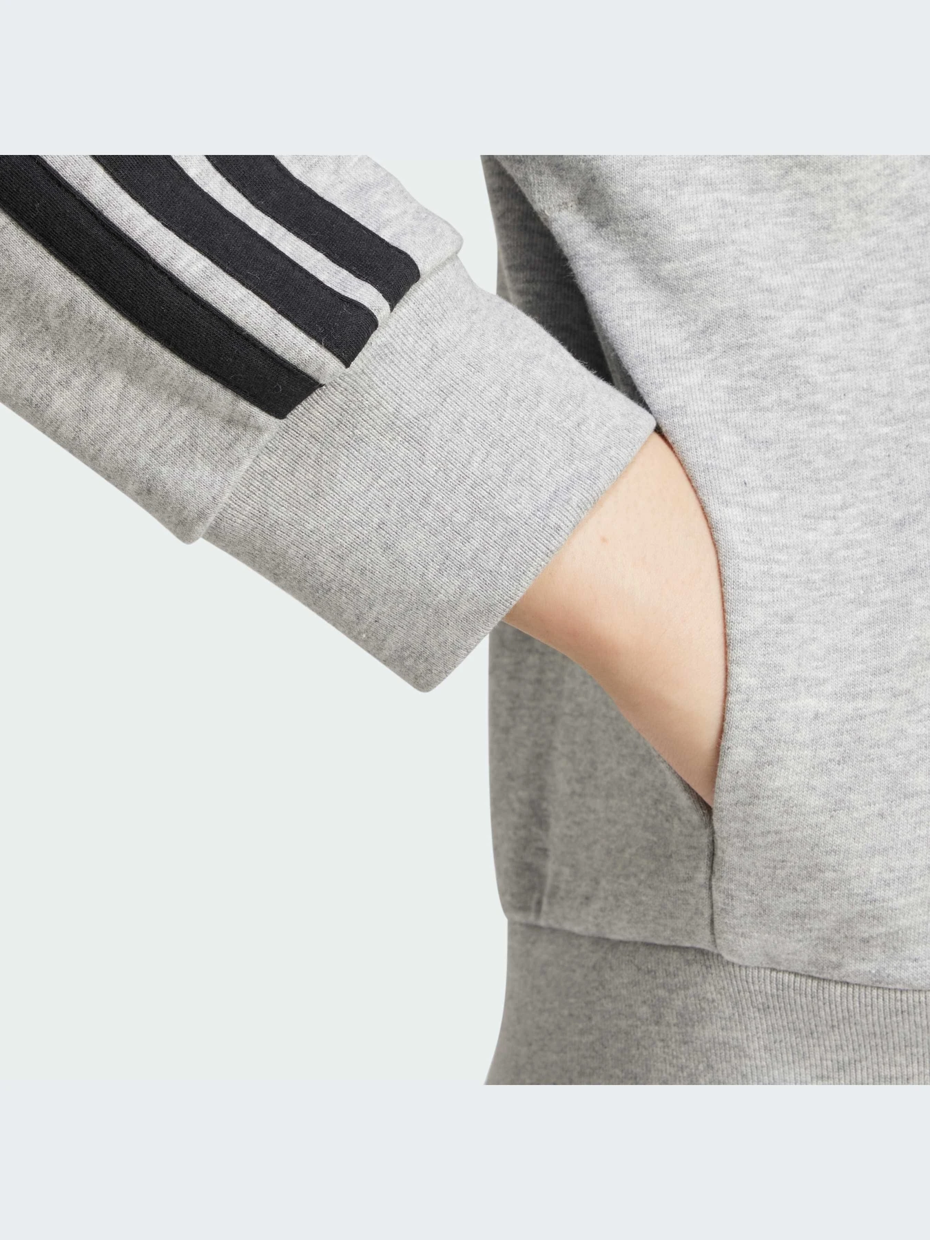 Худи и свитшоты Adidas модель JE0055-KZ Худи и свитшоты Adidas модель JE0055-KZ Фото