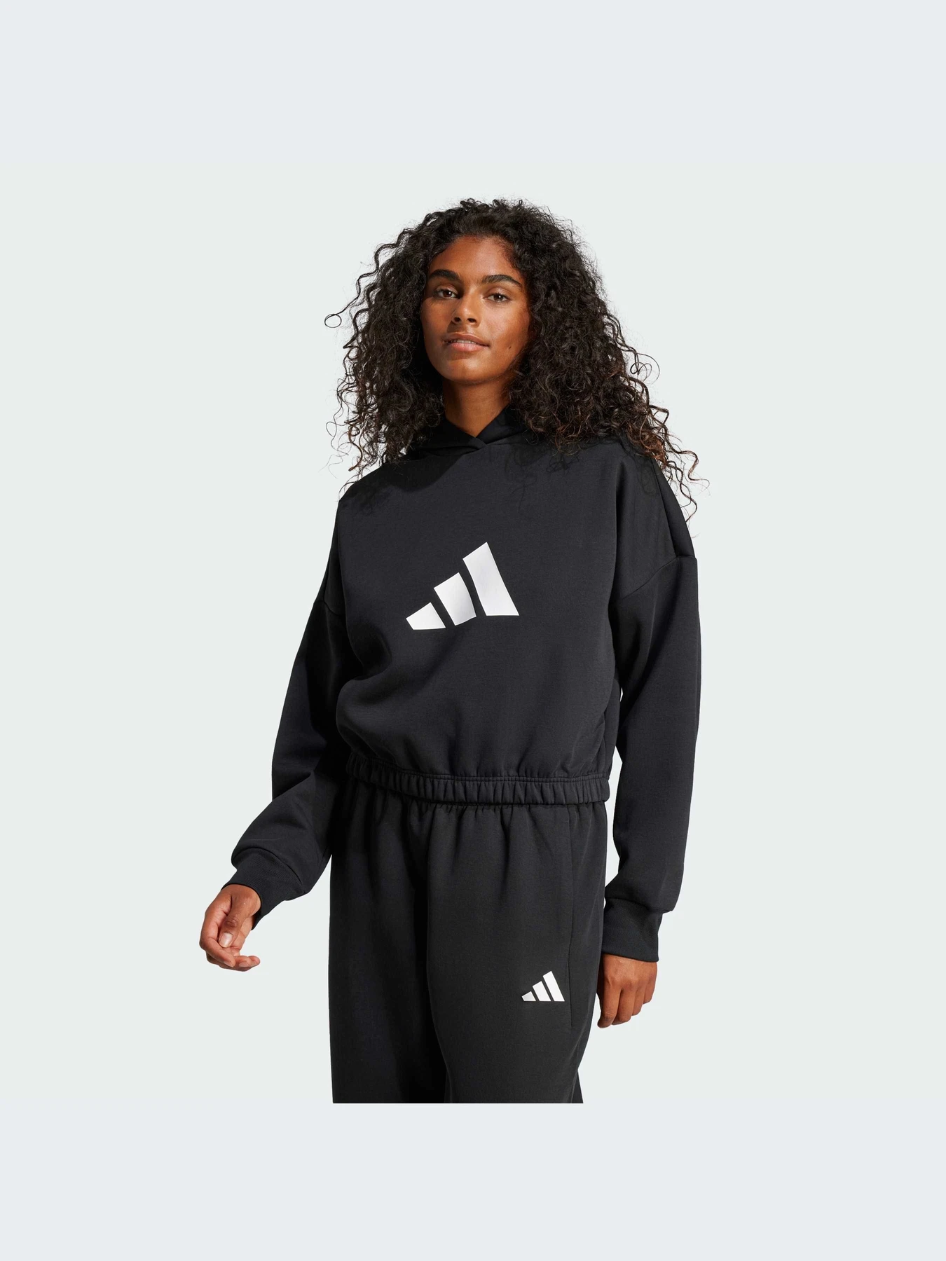 Худи и свитшоты Adidas Icons модель JE0136-KZ Худи и свитшоты Adidas Icons модель JE0136-KZ Фото