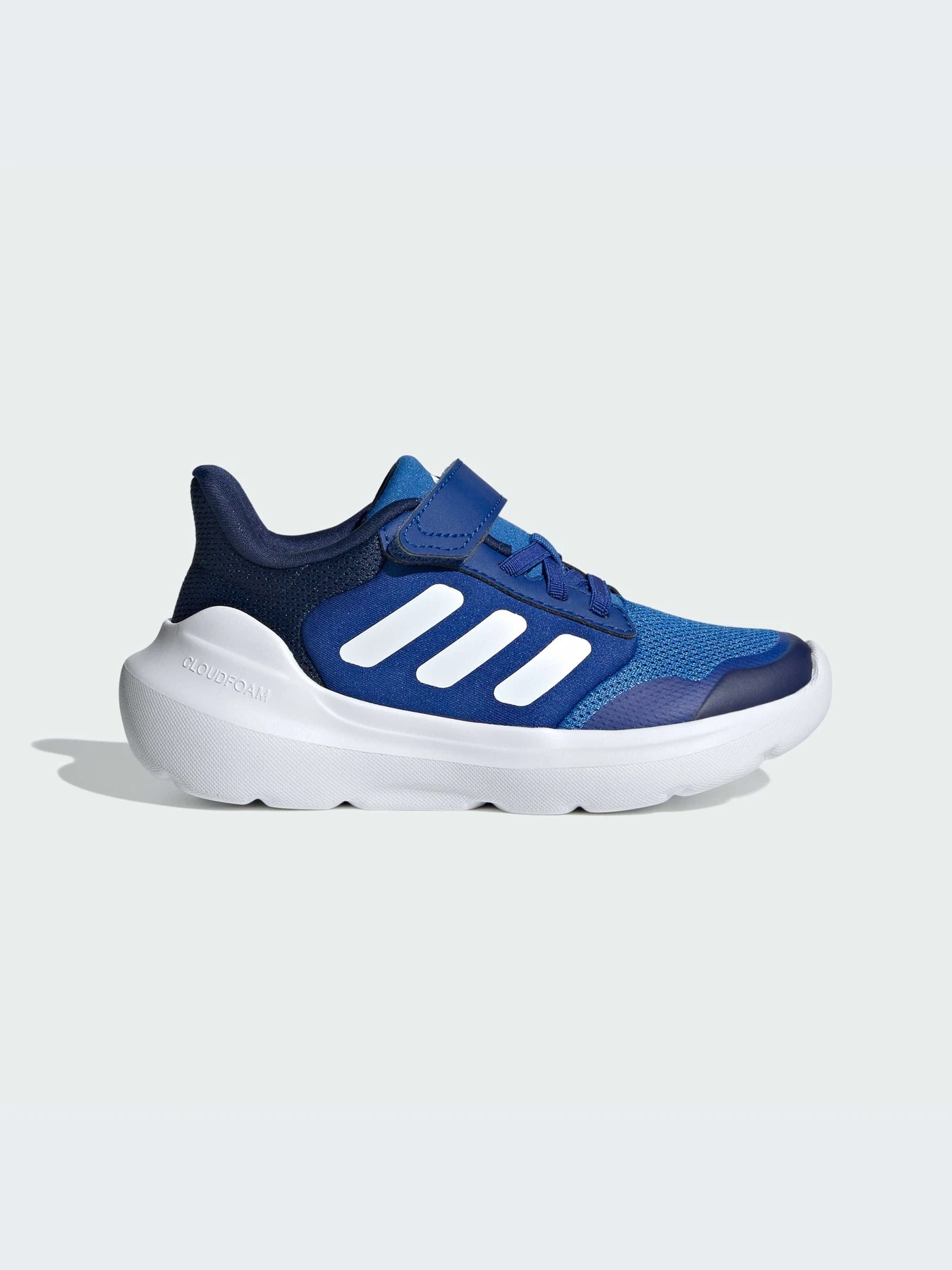 Кроссовки Adidas модель IE5989-KZ Кроссовки Adidas модель IE5989-KZ Фото