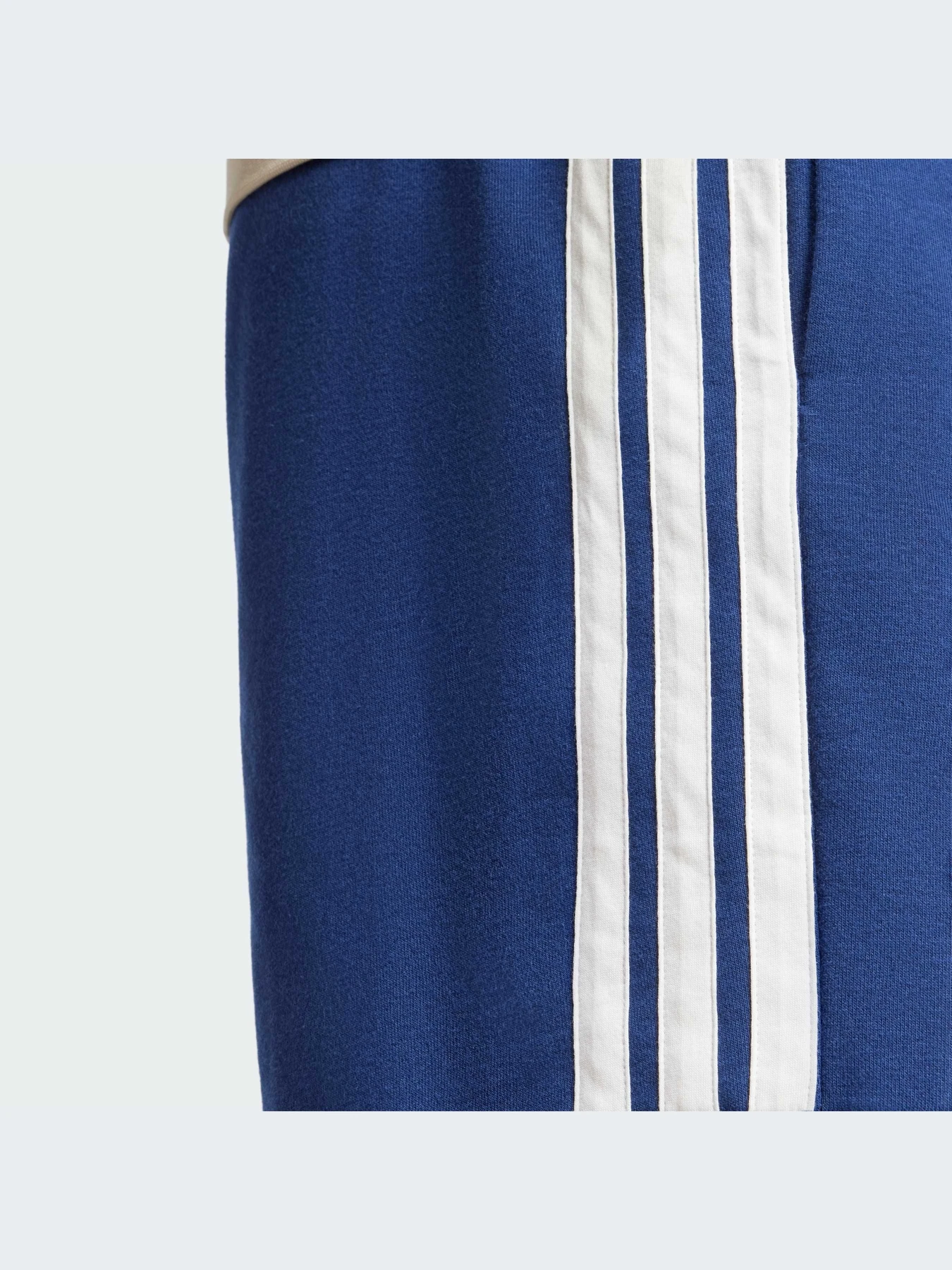 Шорты Adidas модель JE6417-KZ Шорты Adidas модель JE6417-KZ Фото