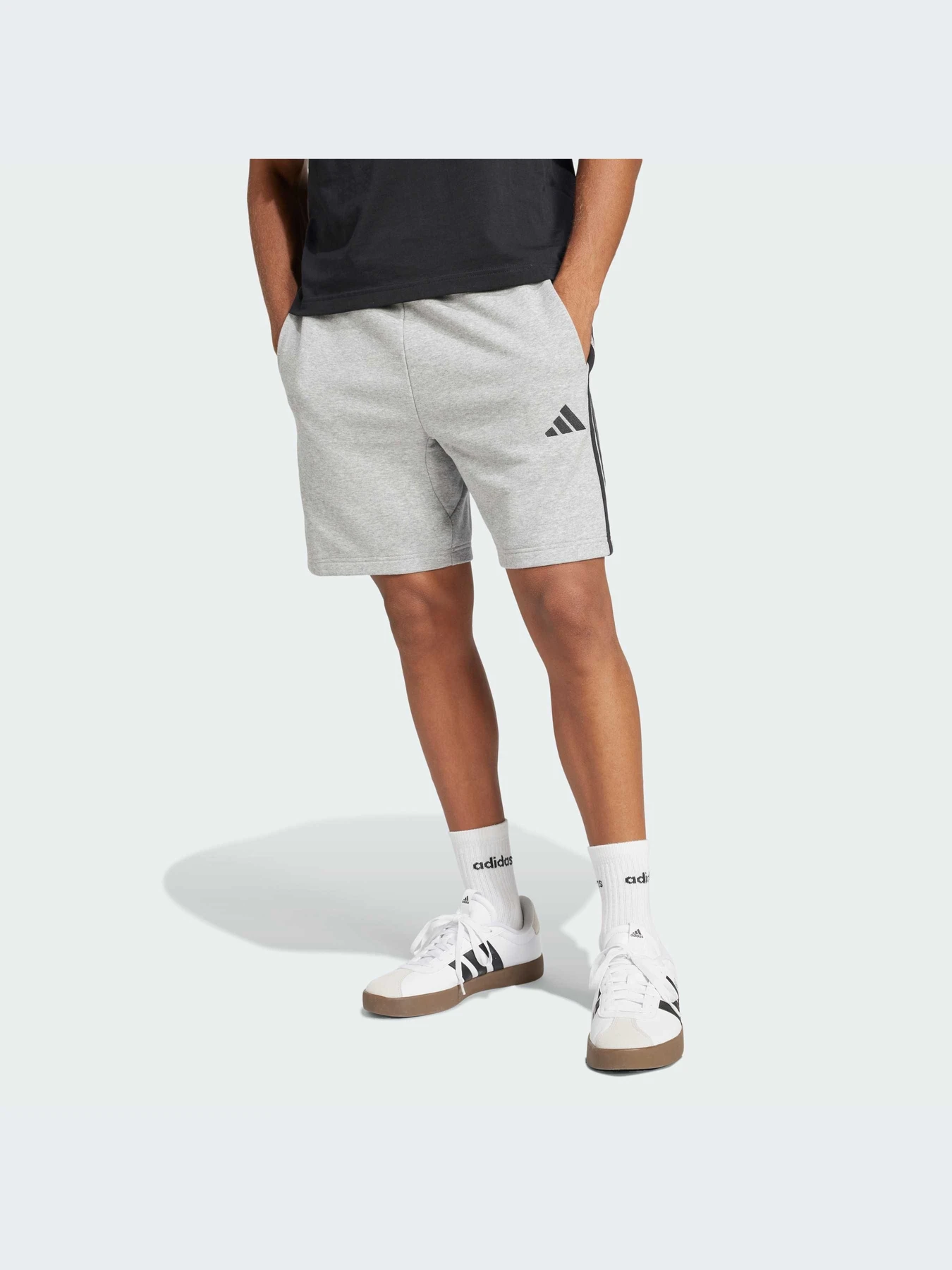 Шорты Adidas модель JE6419-KZ Шорты Adidas модель JE6419-KZ Фото