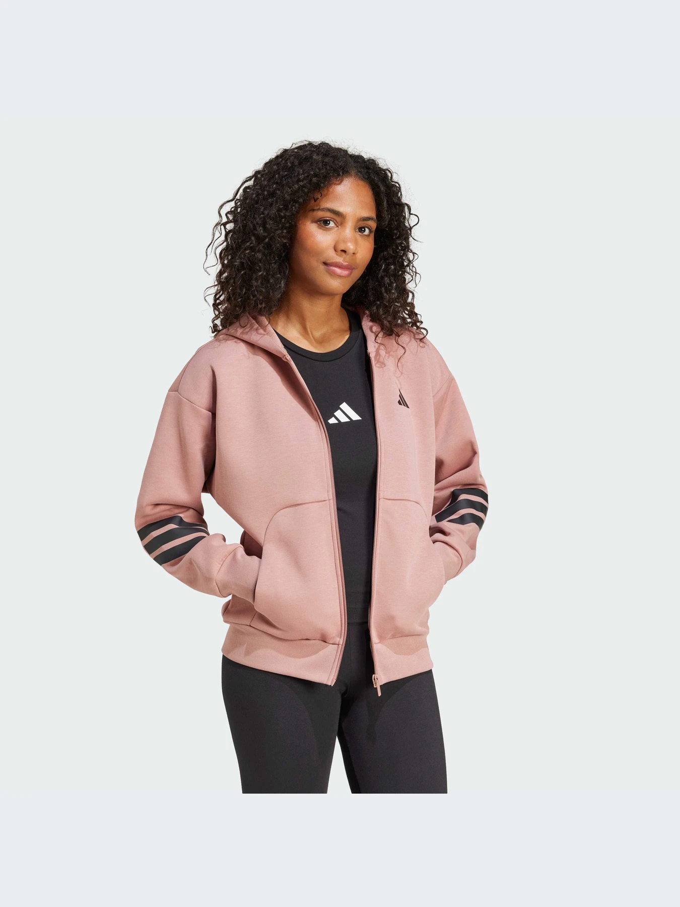Худи и свитшоты Adidas модель JE0177-KZ Худи и свитшоты Adidas модель JE0177-KZ Фото