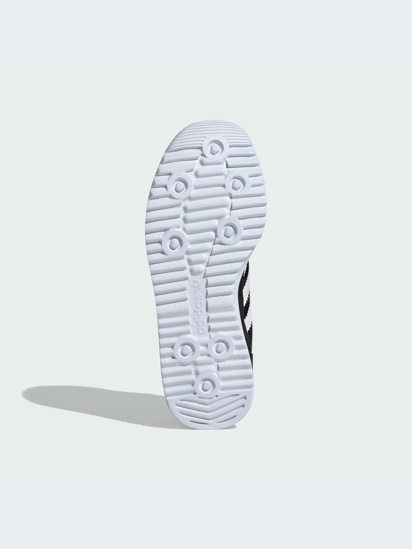 Кроссовки Adidas модель IH2982-KZ Кроссовки Adidas модель IH2982-KZ Фото