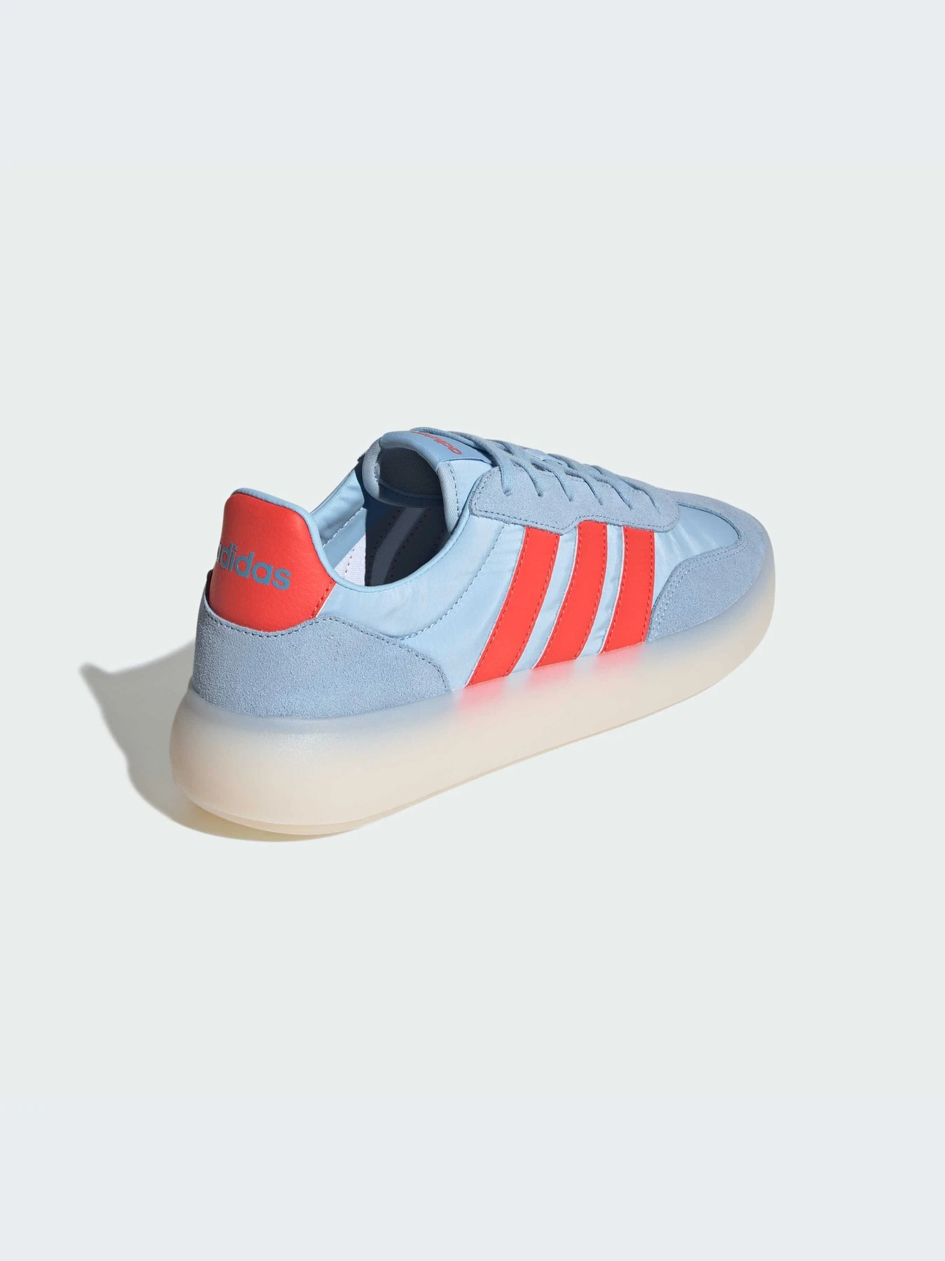 Кроссовки Adidas модель IH1238-KZ Кроссовки Adidas модель IH1238-KZ Фото