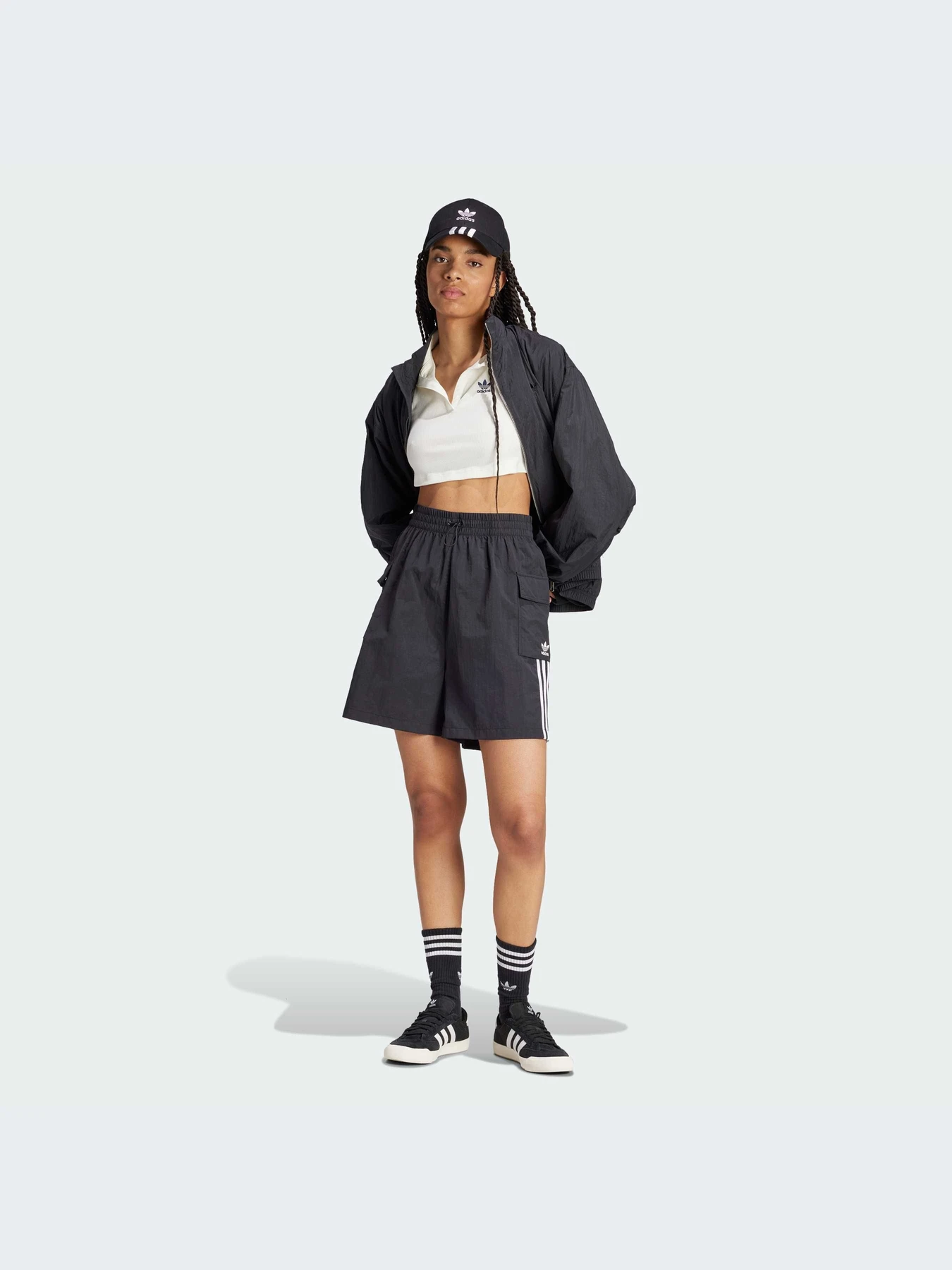 Шорты Adidas Adicolor модель JH1077-KZ Шорты Adidas Adicolor модель JH1077-KZ Фото