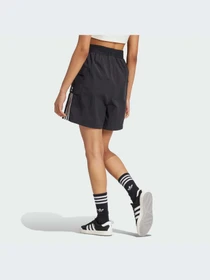Шорты Adidas Adicolor модель JH1077-KZ Фото