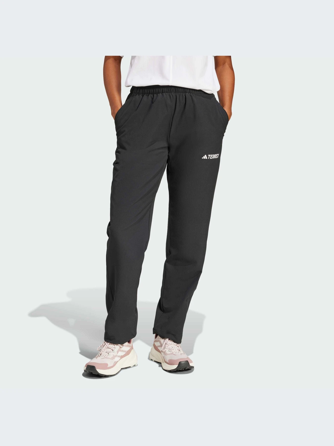 Брюки Adidas модель JF3693-KZ Брюки Adidas модель JF3693-KZ Фото