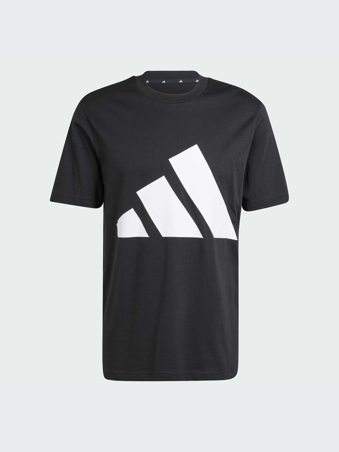 Футболки и поло Adidas модель JE8945-KZ Футболки и поло Adidas модель JE8945-KZ Фото