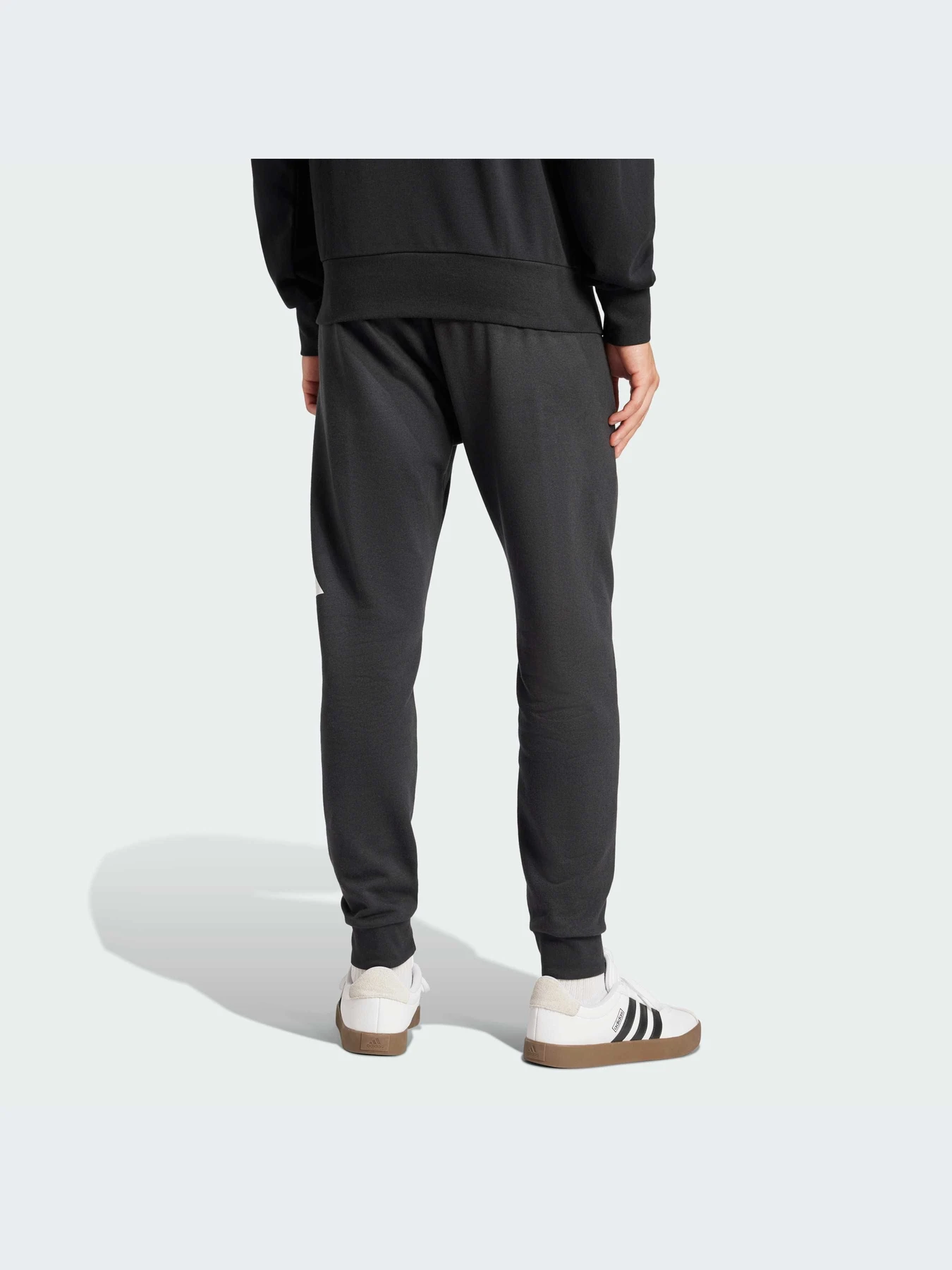 Брюки Adidas модель IN6163-KZ Брюки Adidas модель IN6163-KZ Фото
