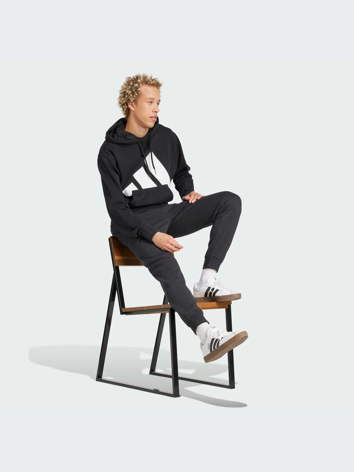 Брюки Adidas модель IN6163-KZ Брюки Adidas модель IN6163-KZ Фото